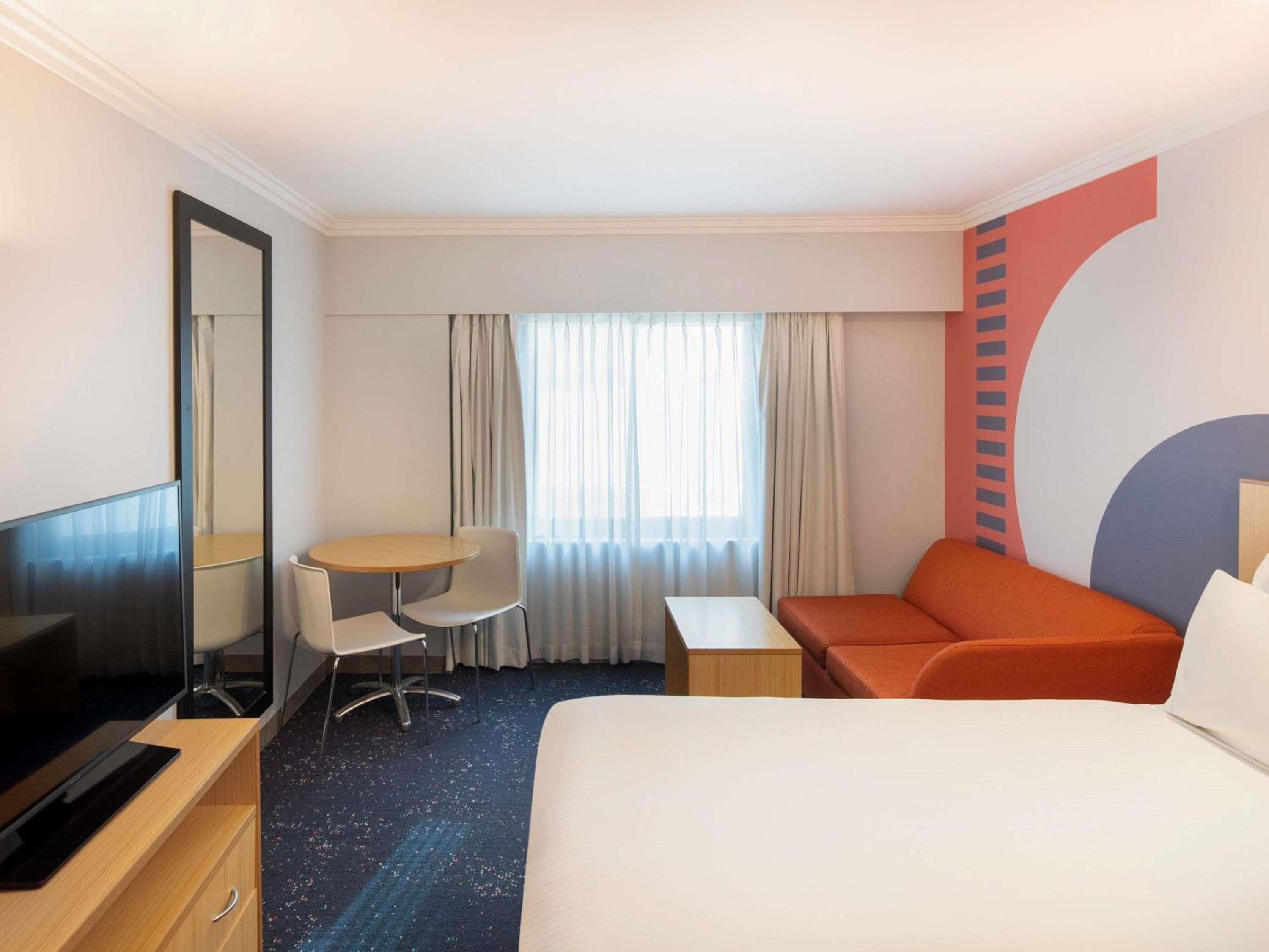 Standard Queen Room - Accessible