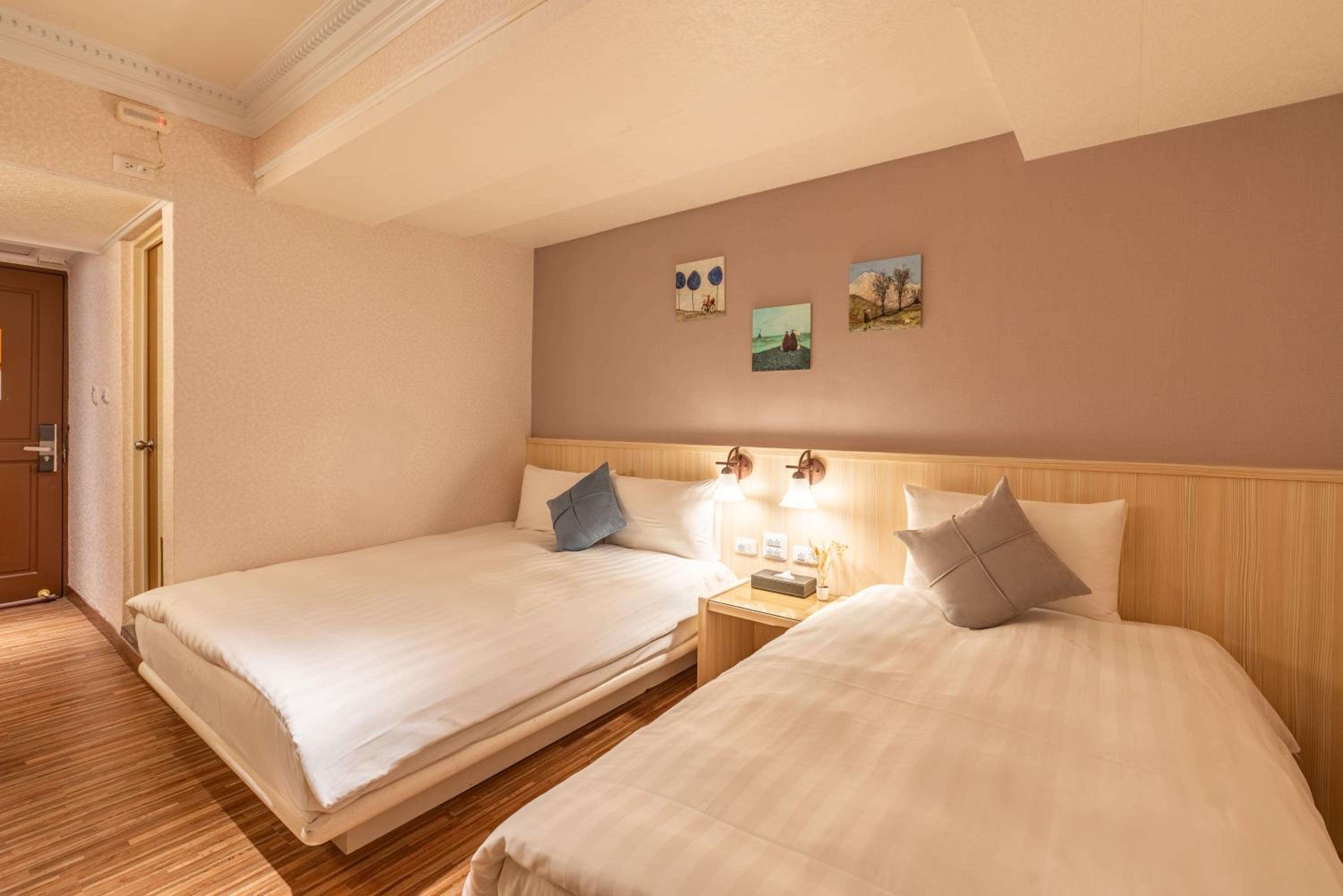 Triple Room - Photo 1