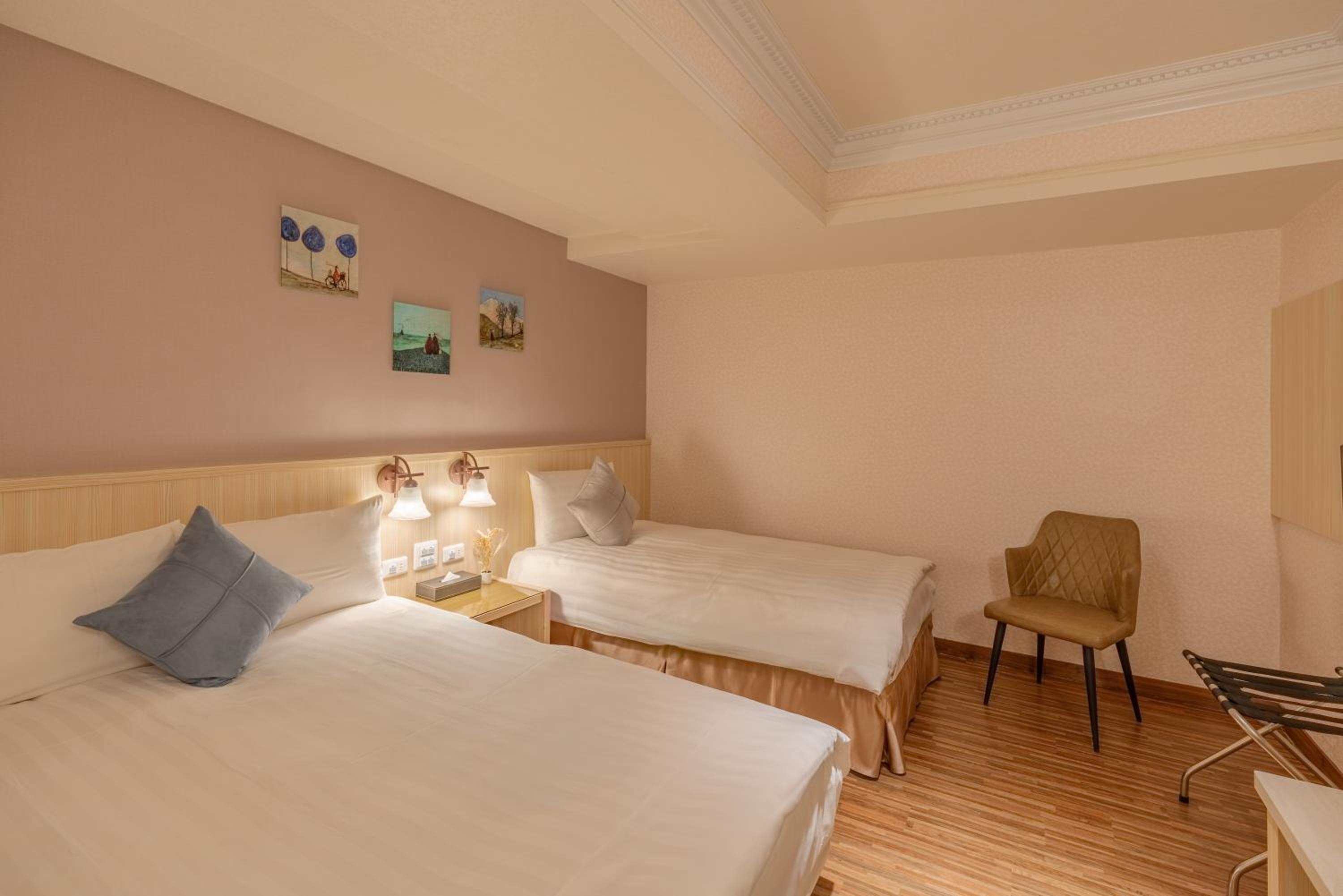 Triple Room - Photo 2