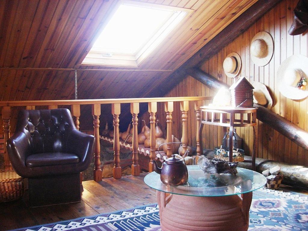 Three-Bedroom House photo 1