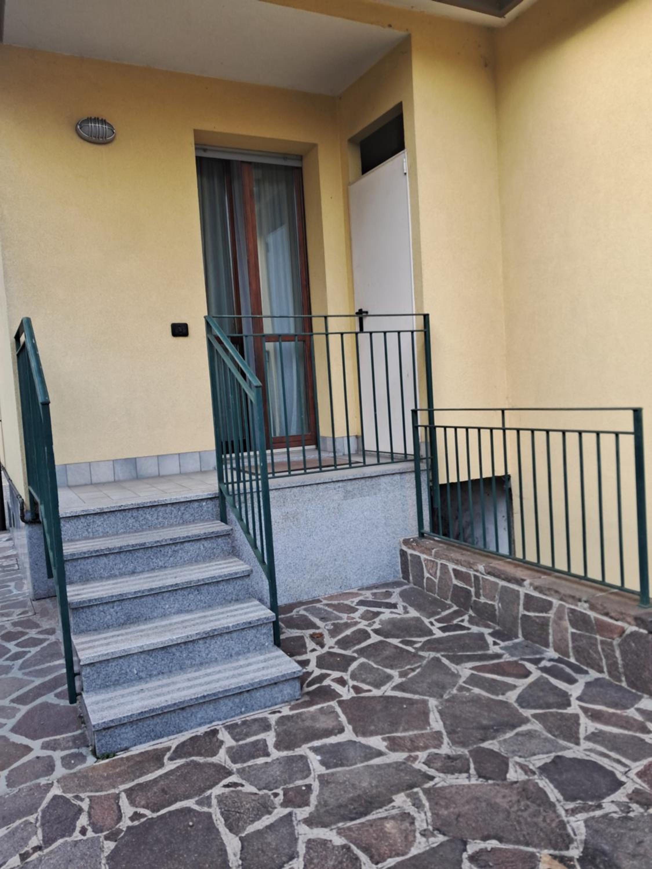 Apartment - Ground Floor photo 1