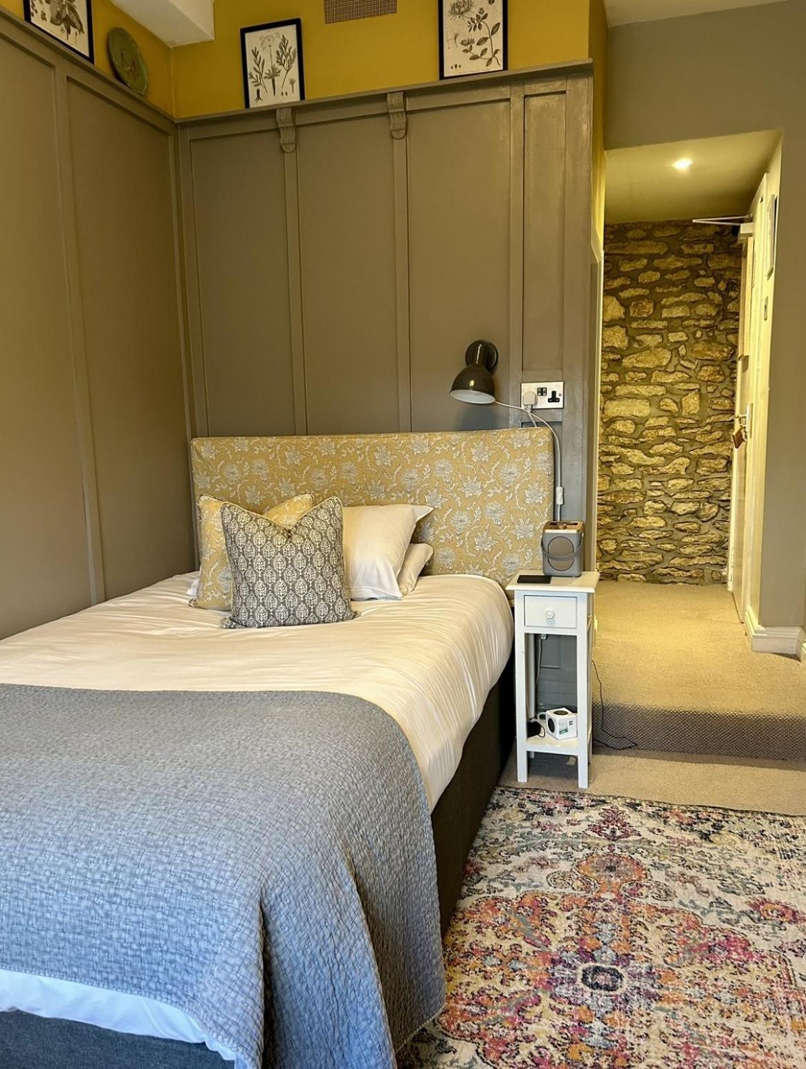 Single Room photo 1