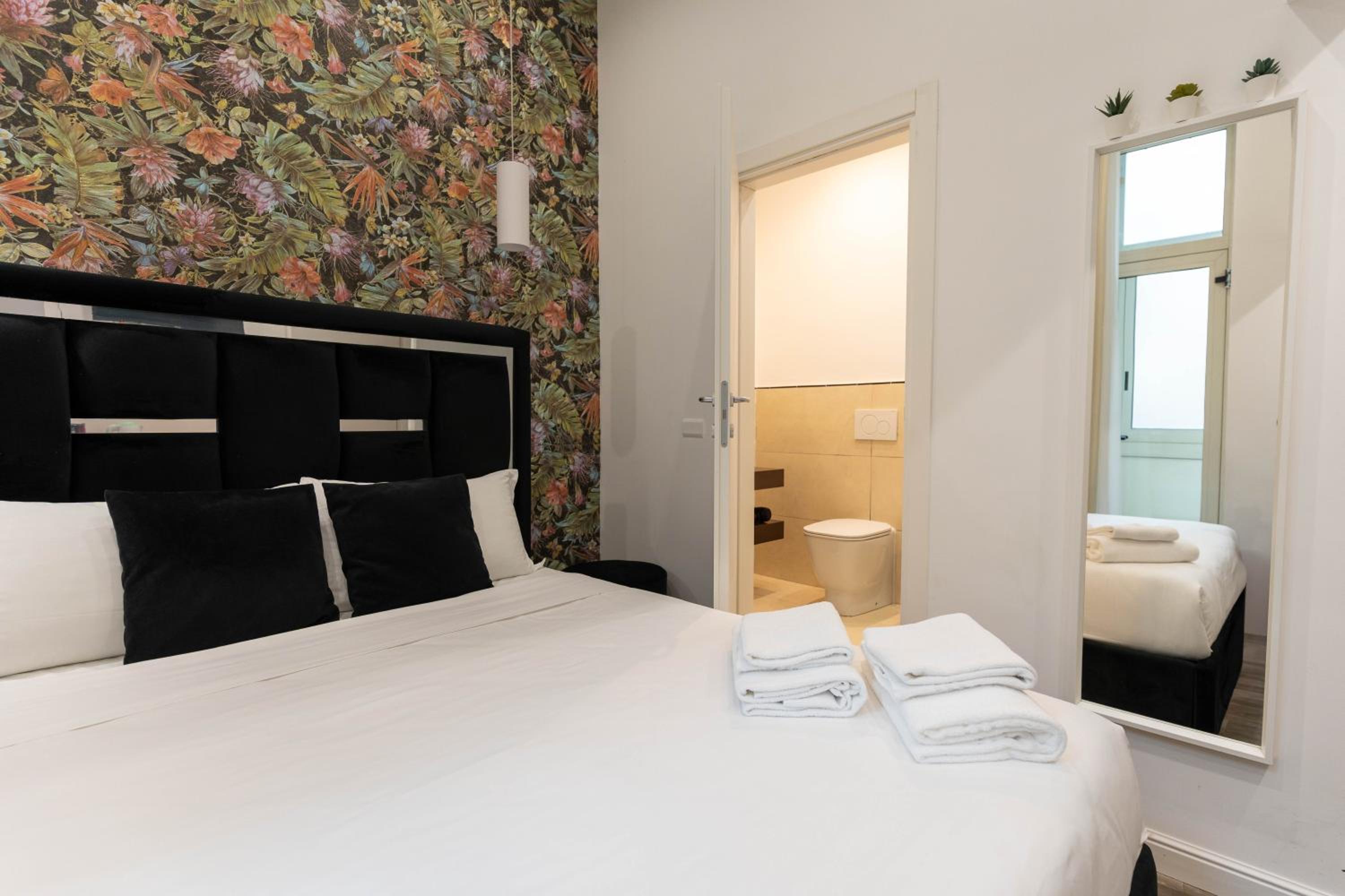 Standard Double Room photo 2