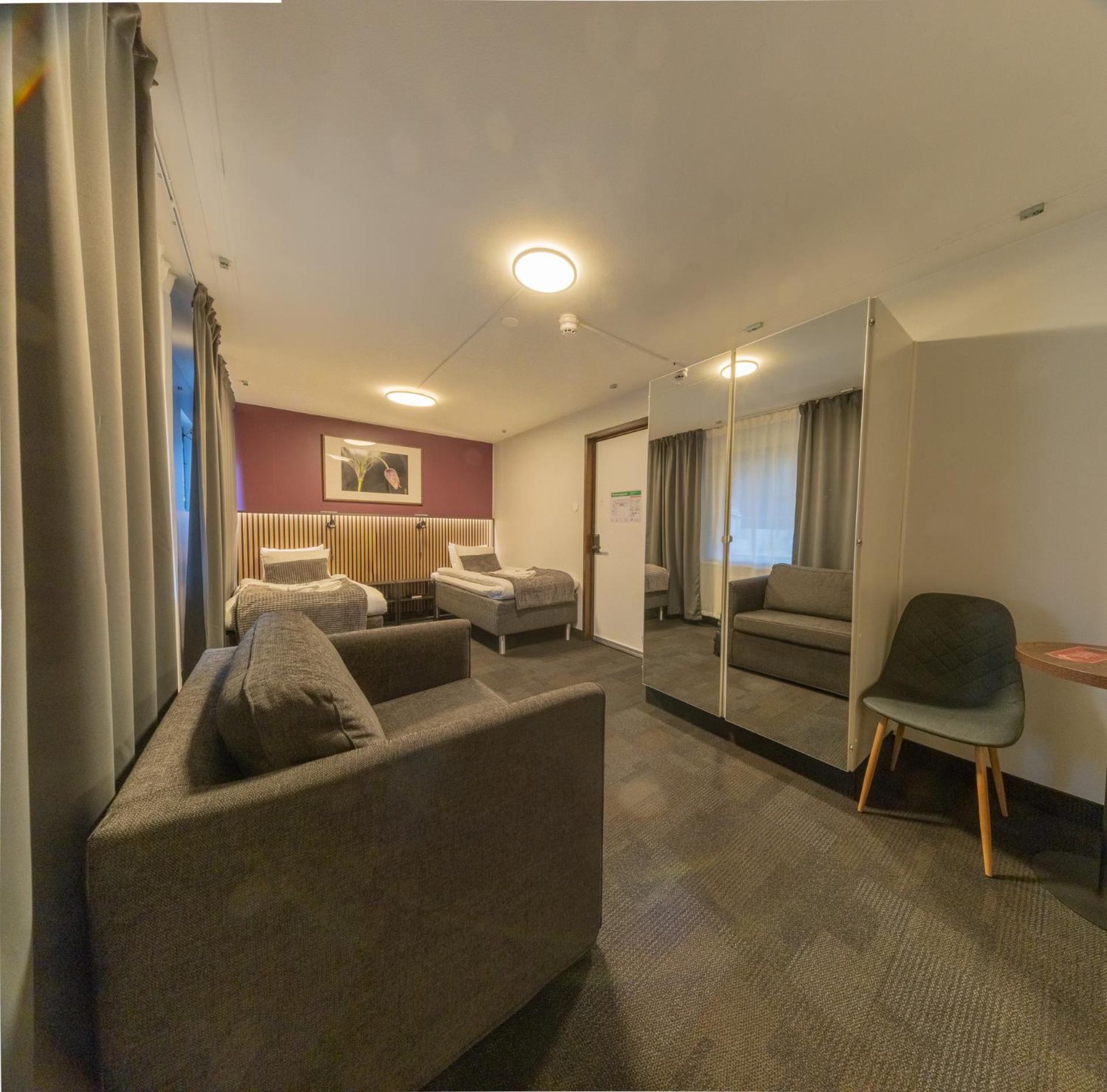 Basic Triple Room photo 3