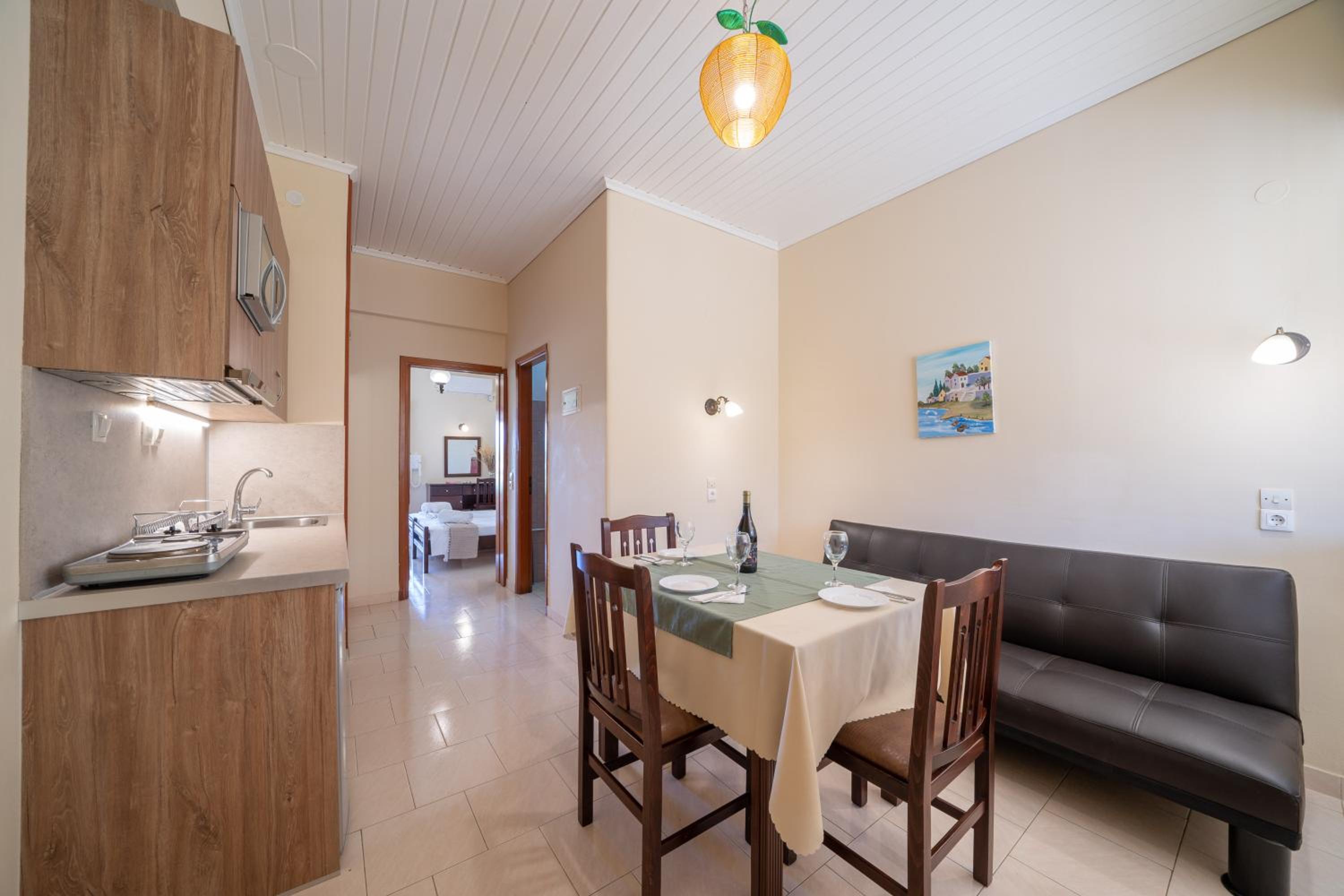 One-Bedroom Apartment with Sea View photo 1