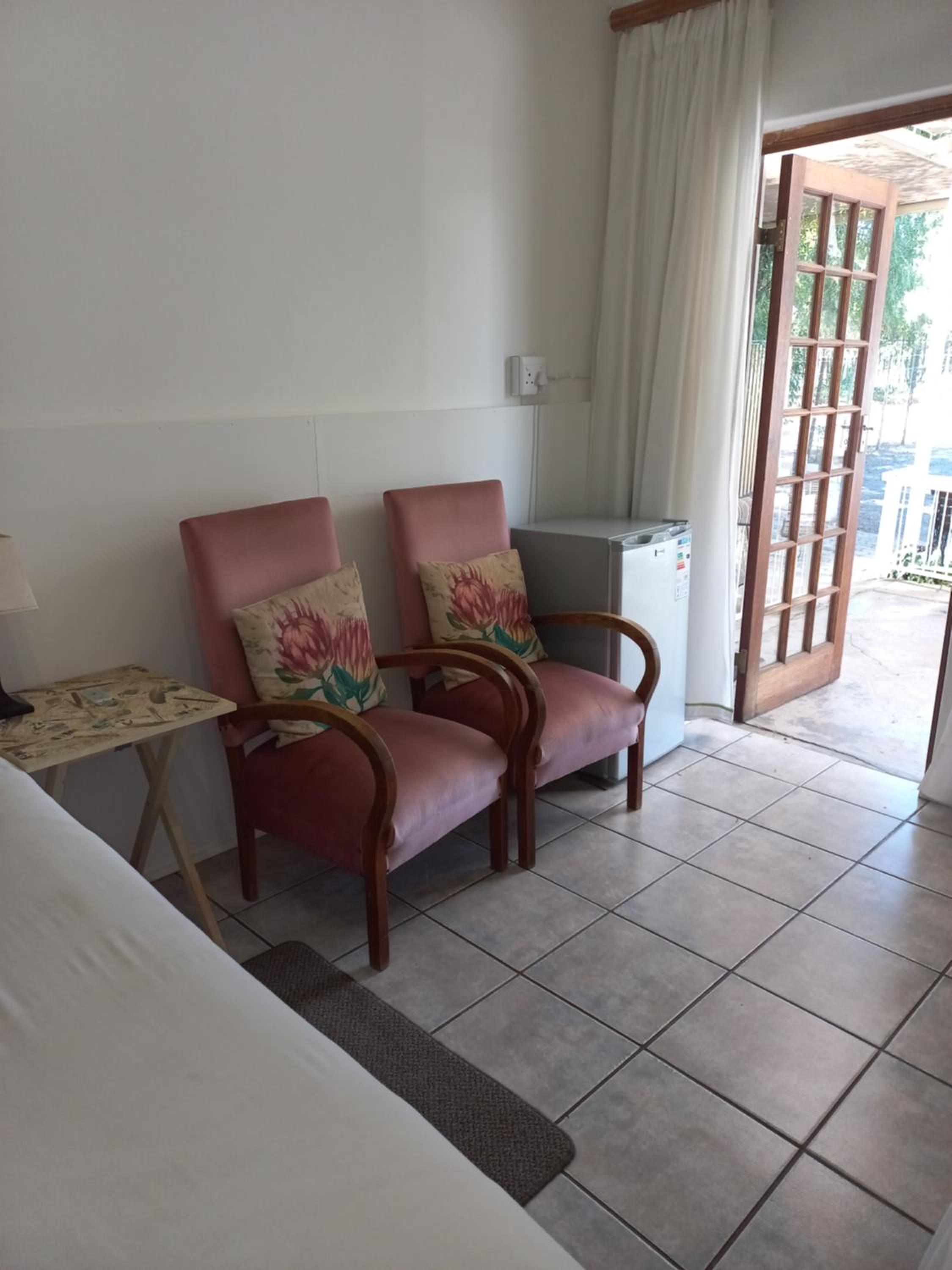 Economy Triple Room