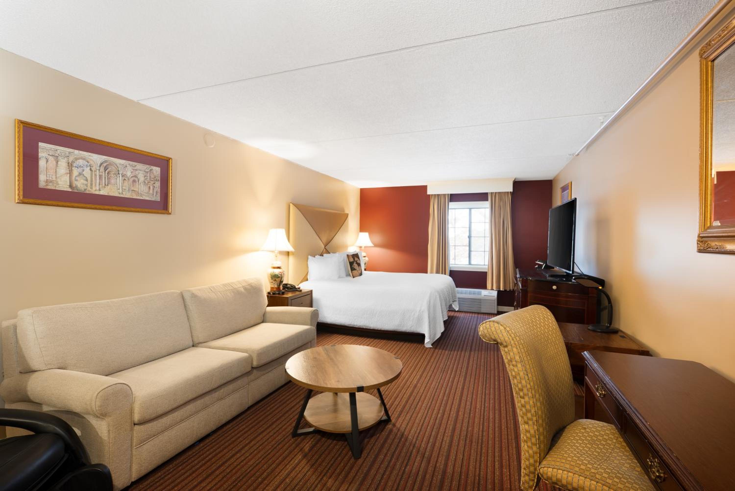 King Fireplace Deluxe Room