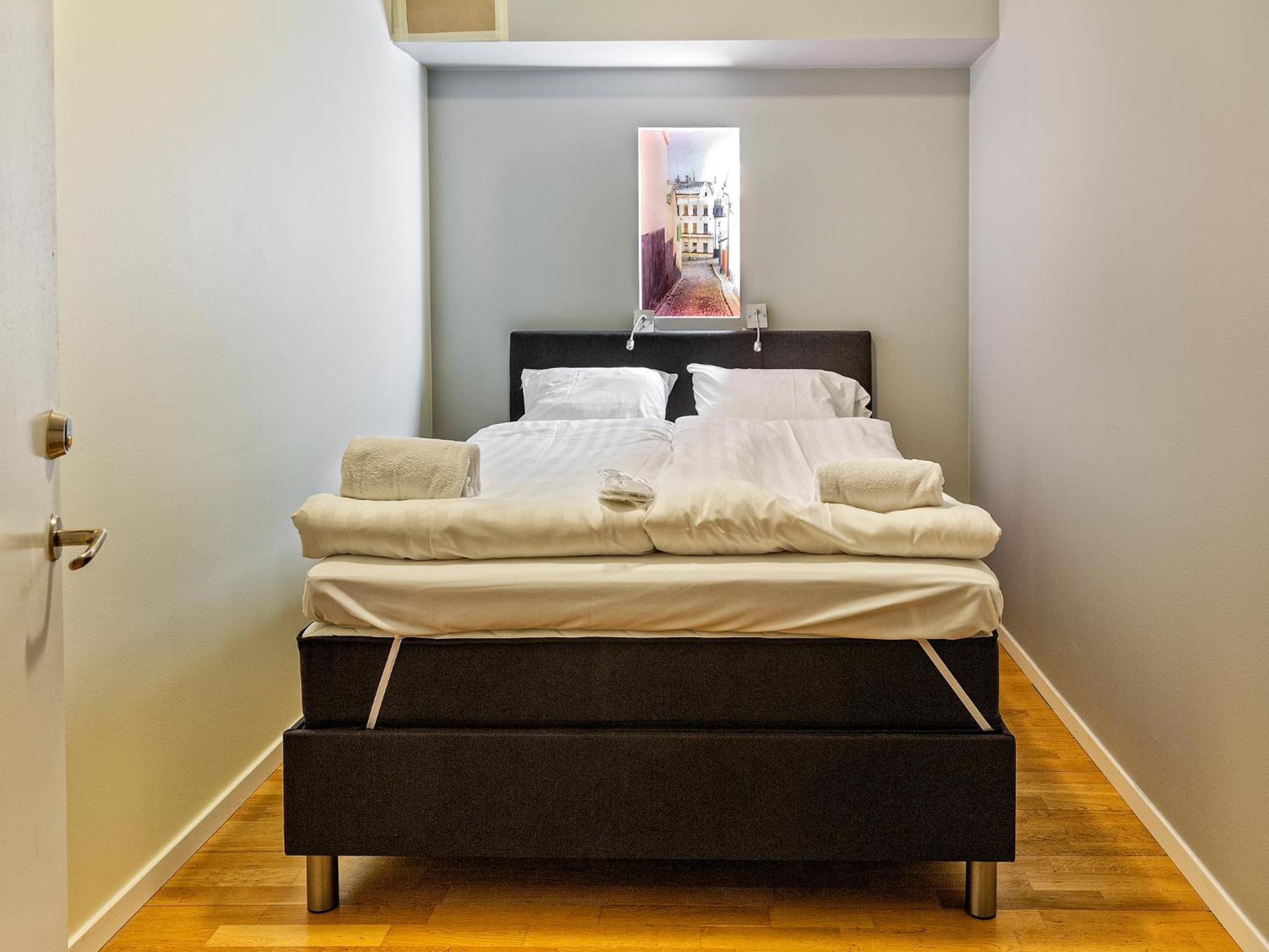 Double or Twin Room with Shower (No window) - Photo 14
