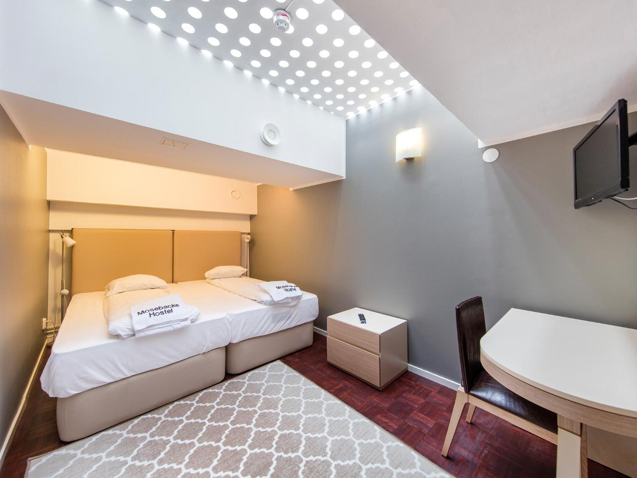 Double or Twin Room with Shower (No window) - Photo 1