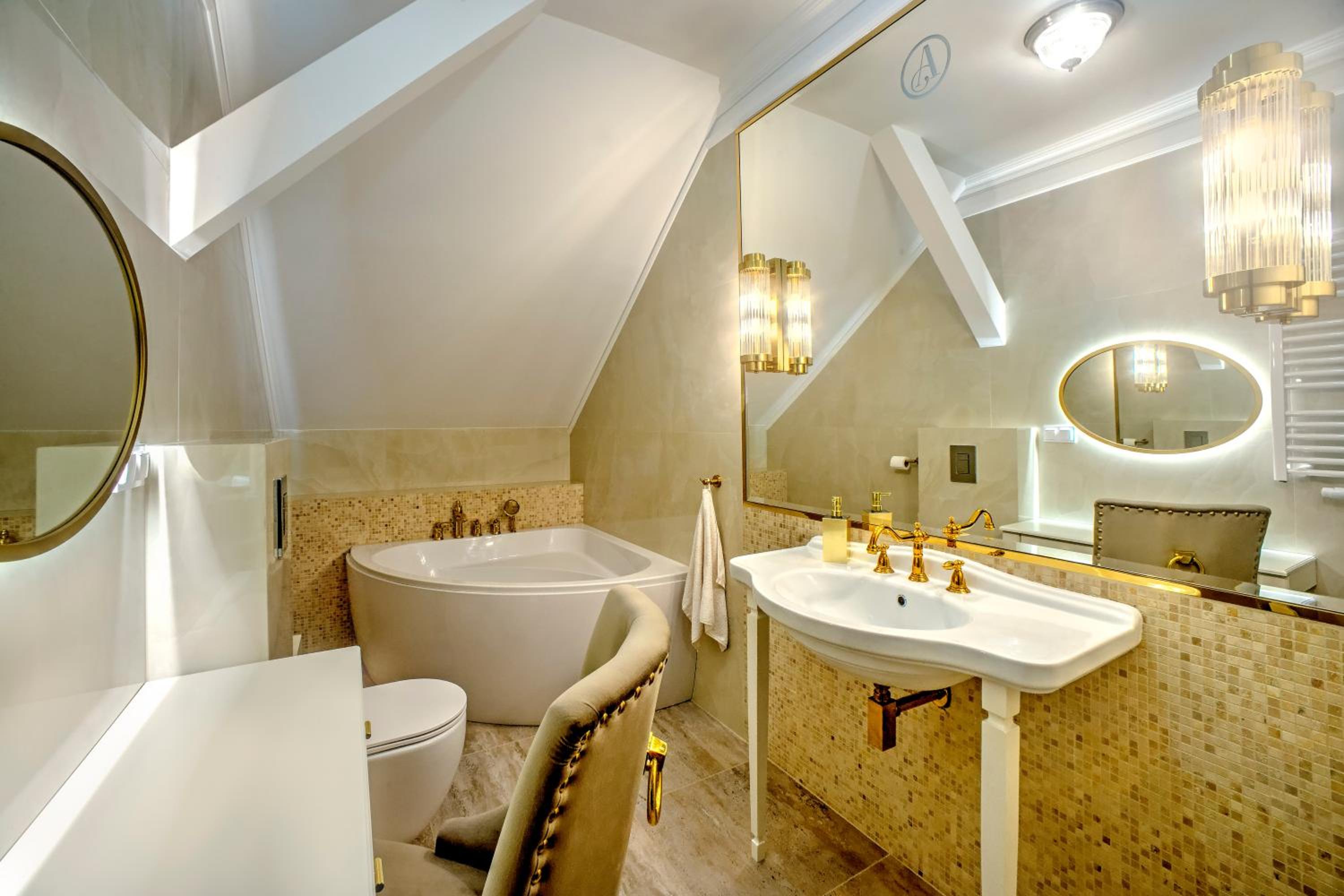 Deluxe Apartment