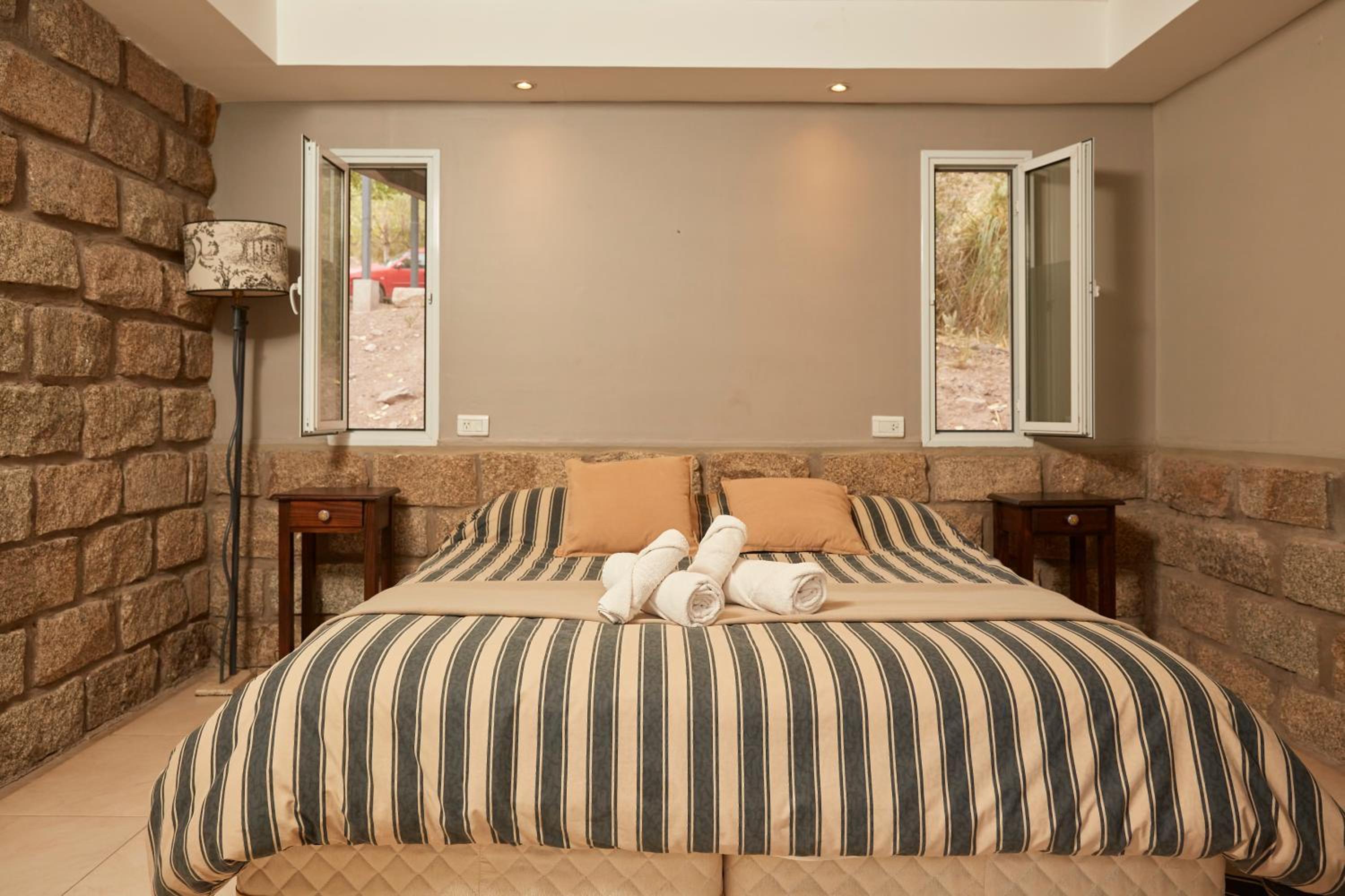 One-Bedroom House photo 2