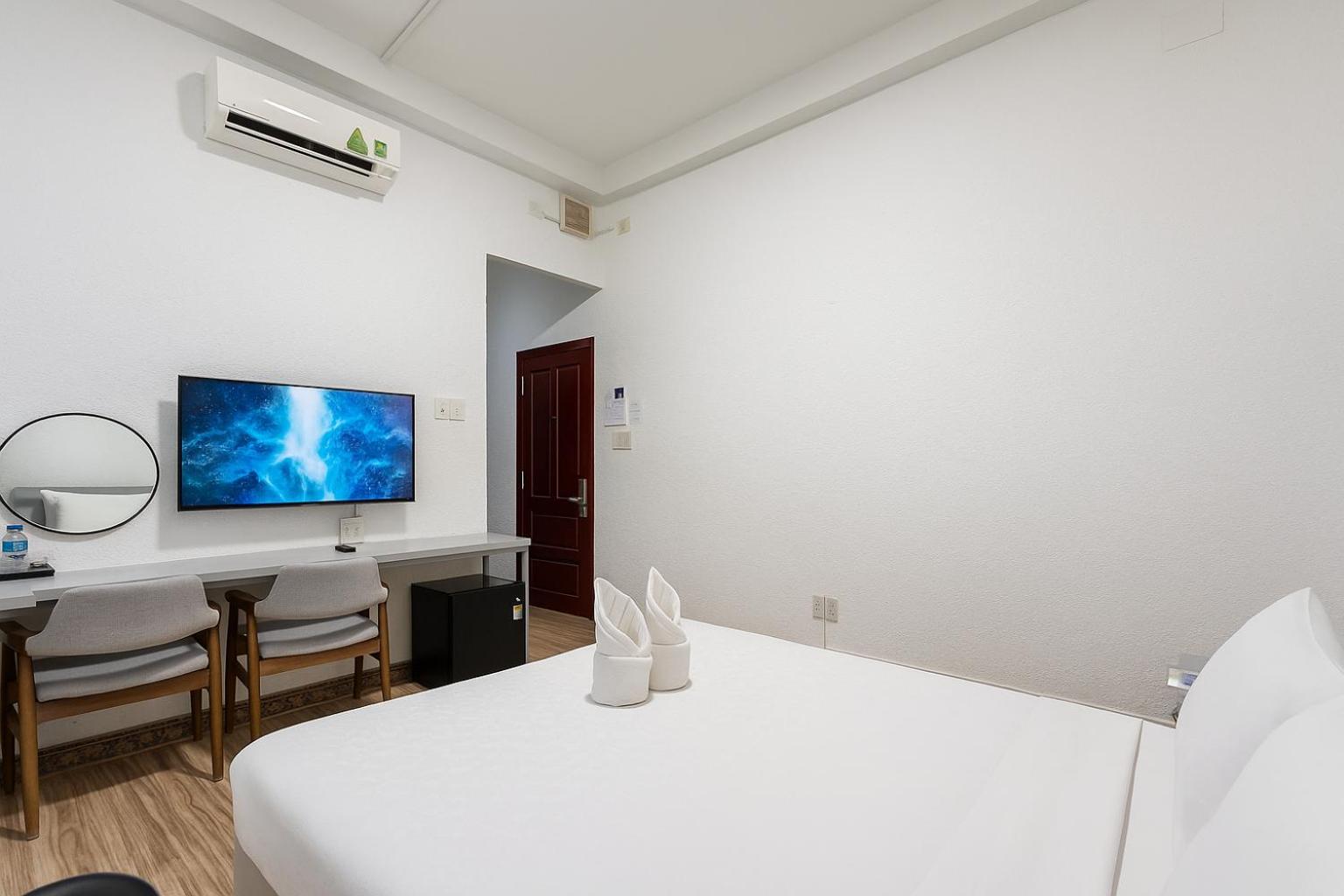 Deluxe Double Room with Bath