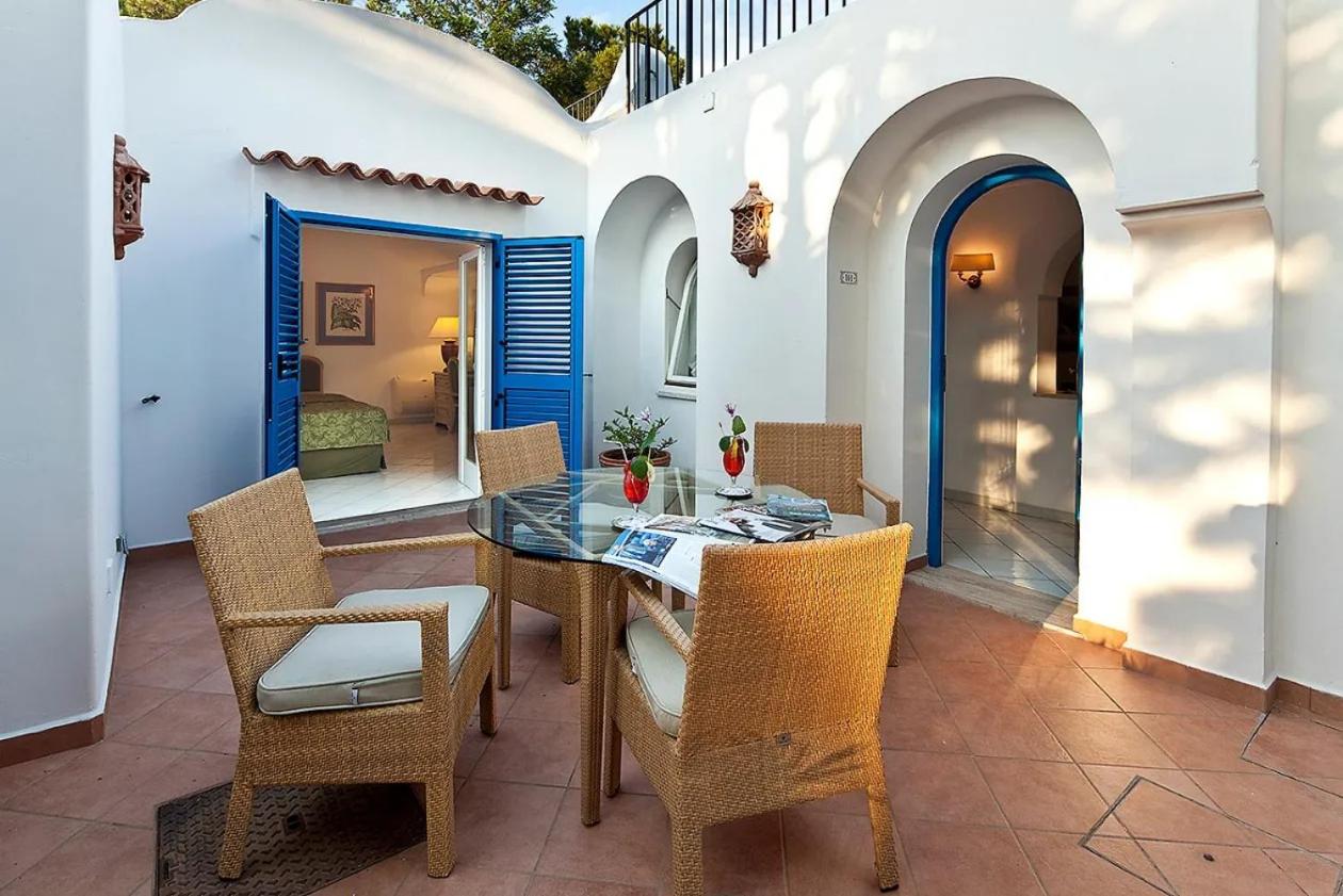 Suite with Garden View