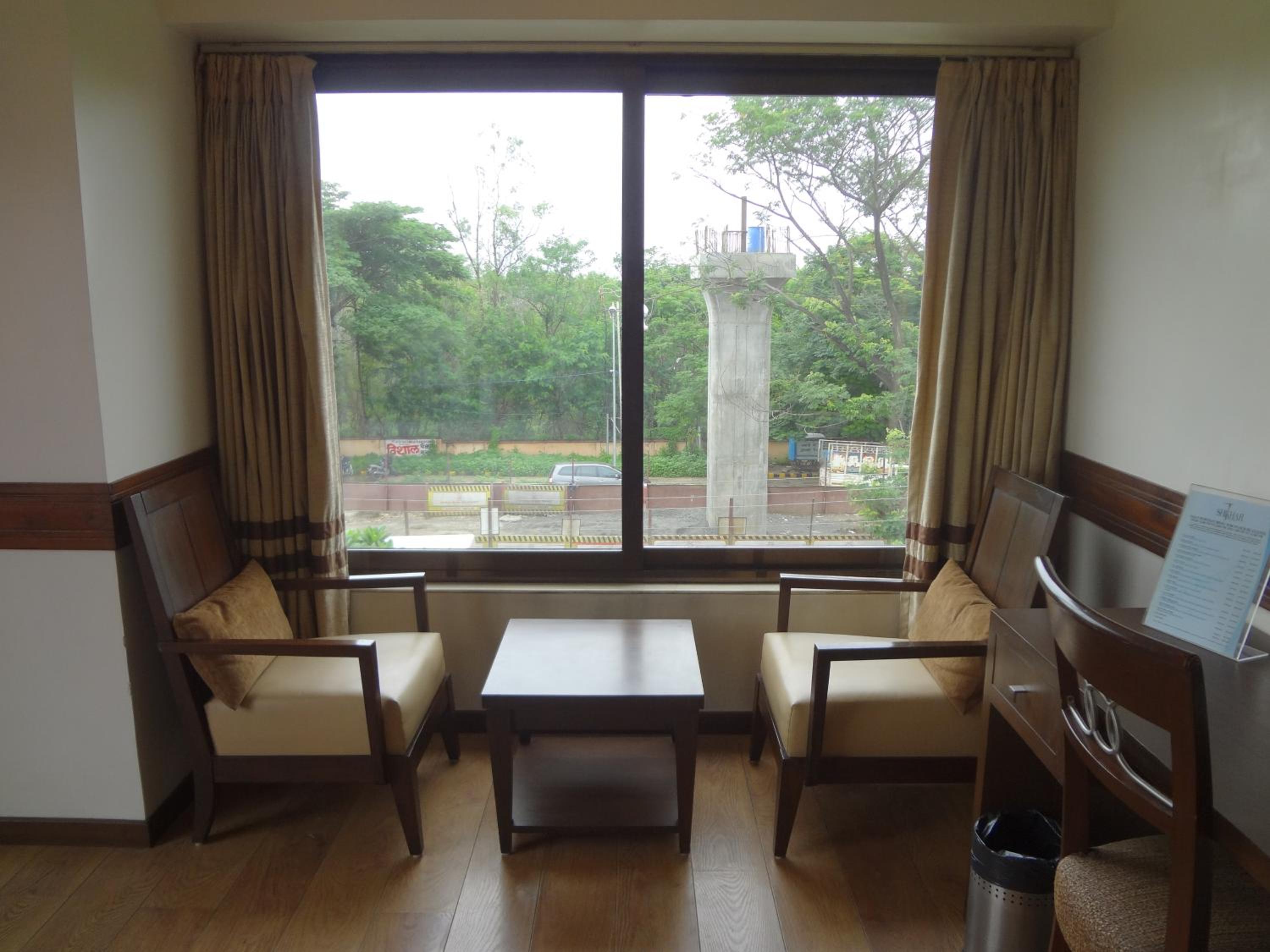 Premier Room - Photo 8