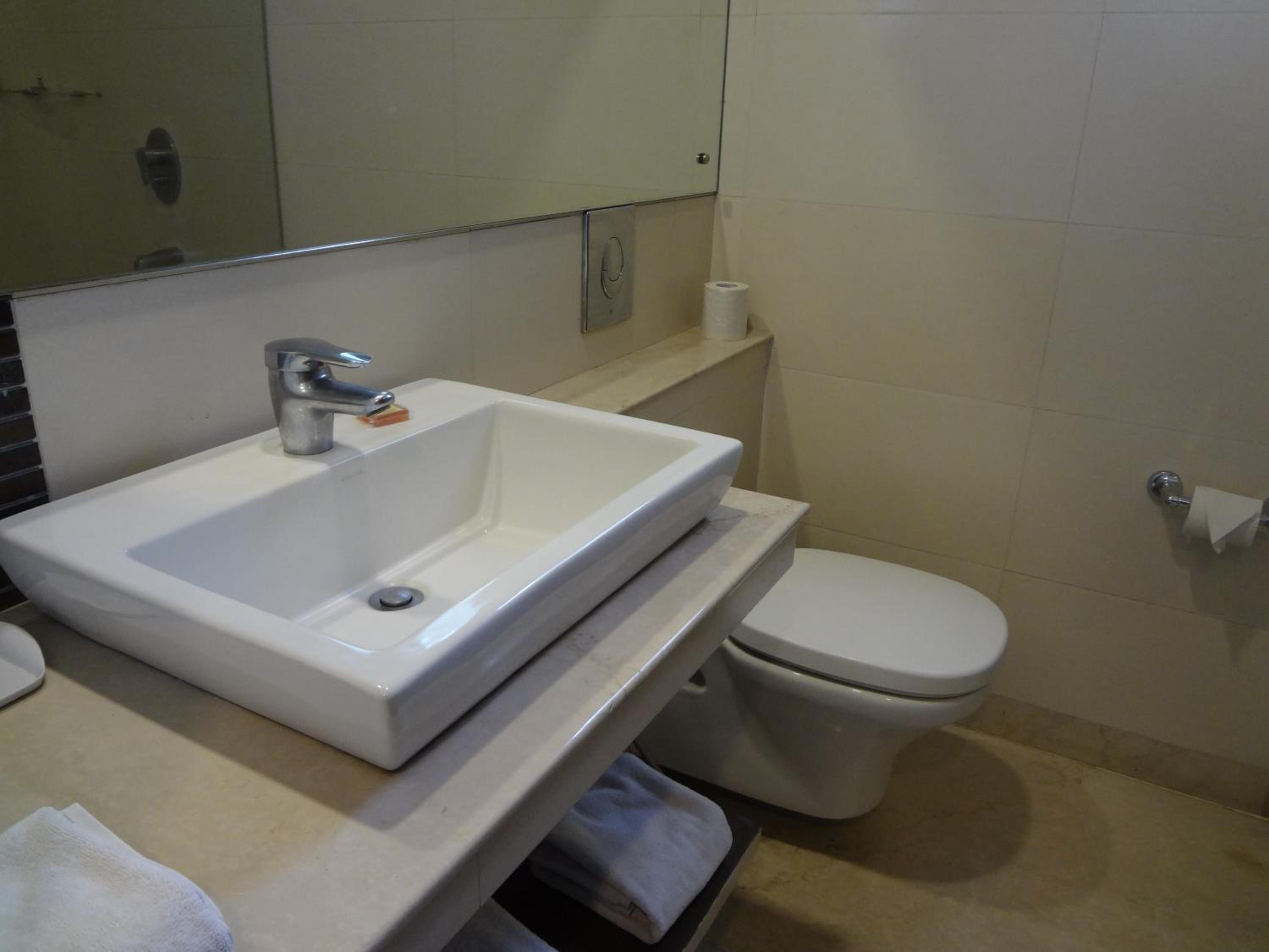 Premier Room - Photo 5