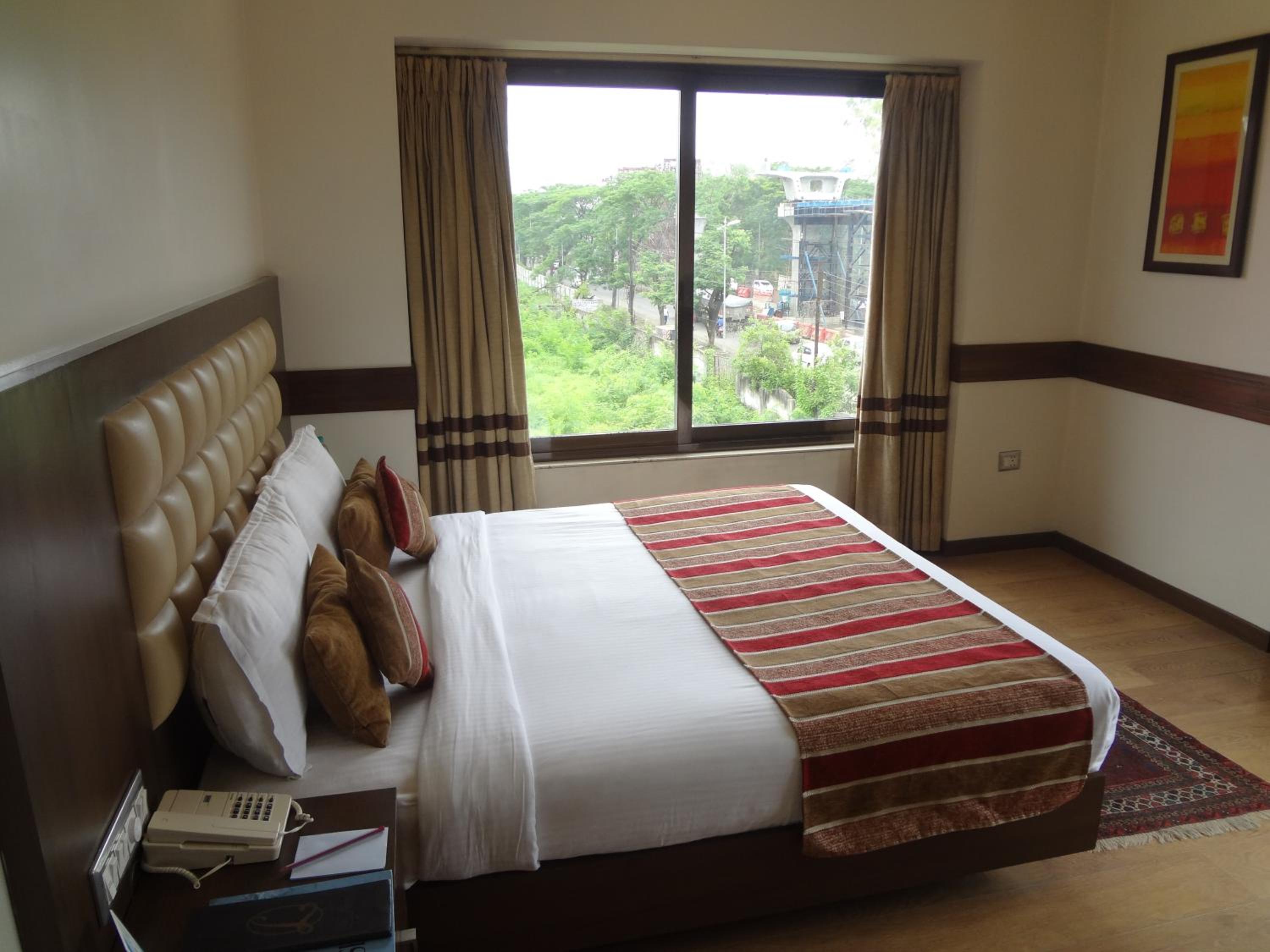 Premier Room - Photo 4
