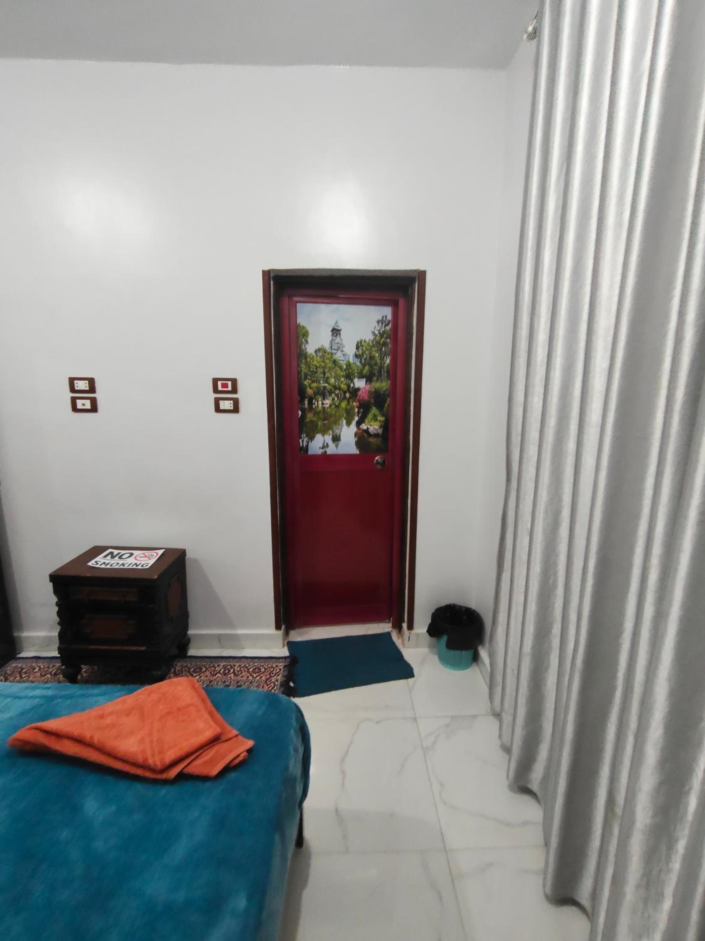 Deluxe Double Room - Photo 11