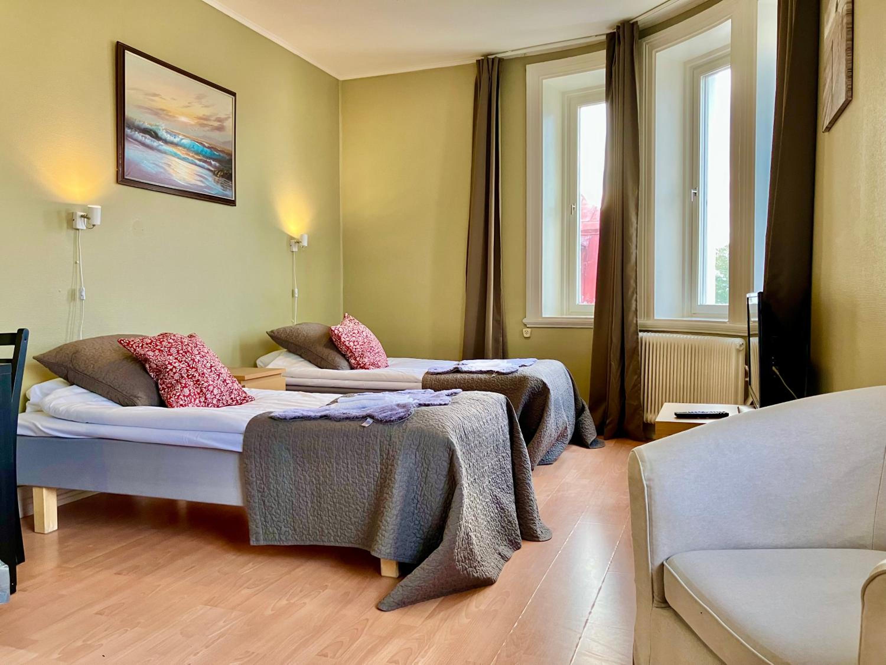 Double Room - Photo 4