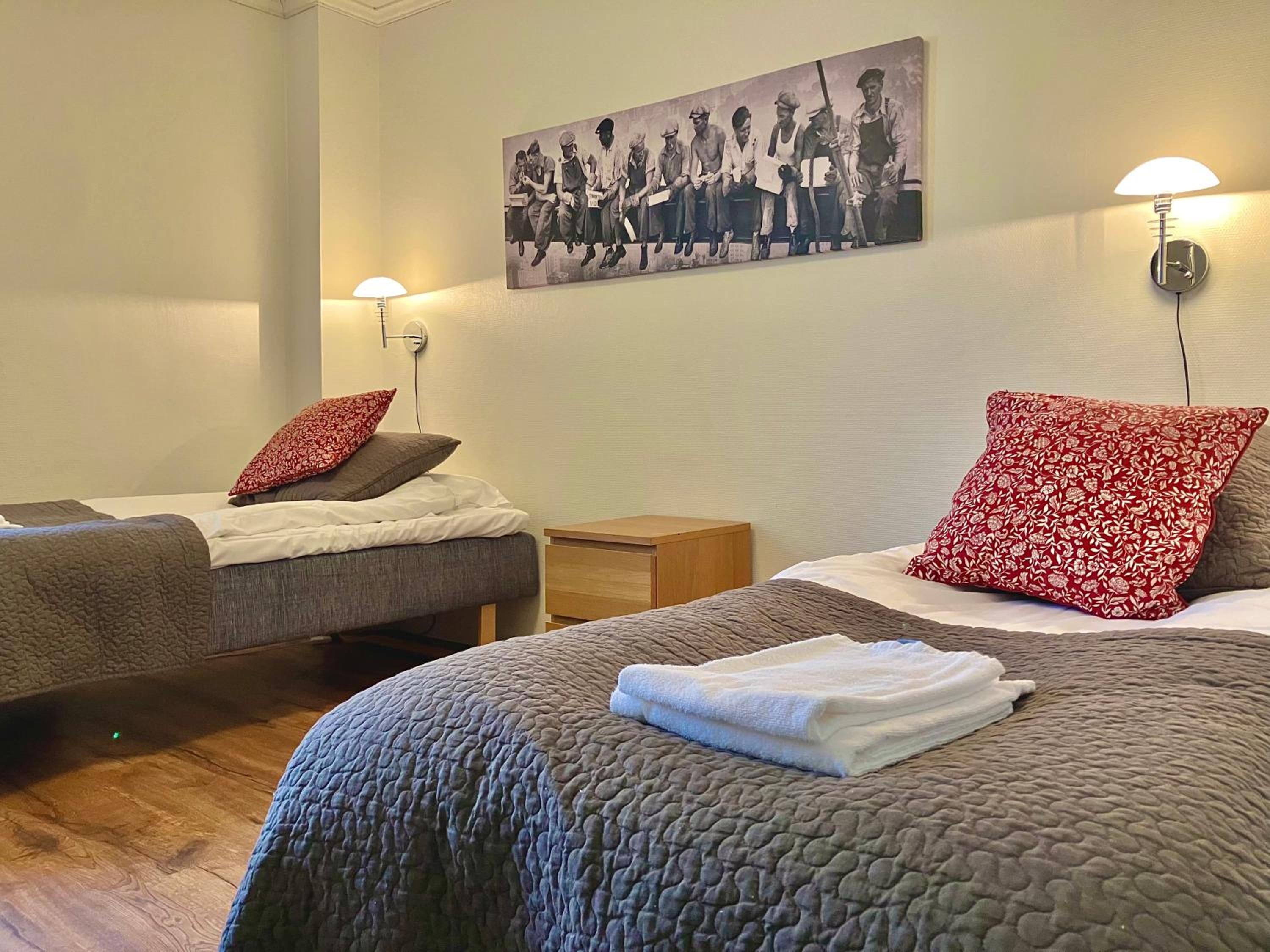Double Room - Photo 3
