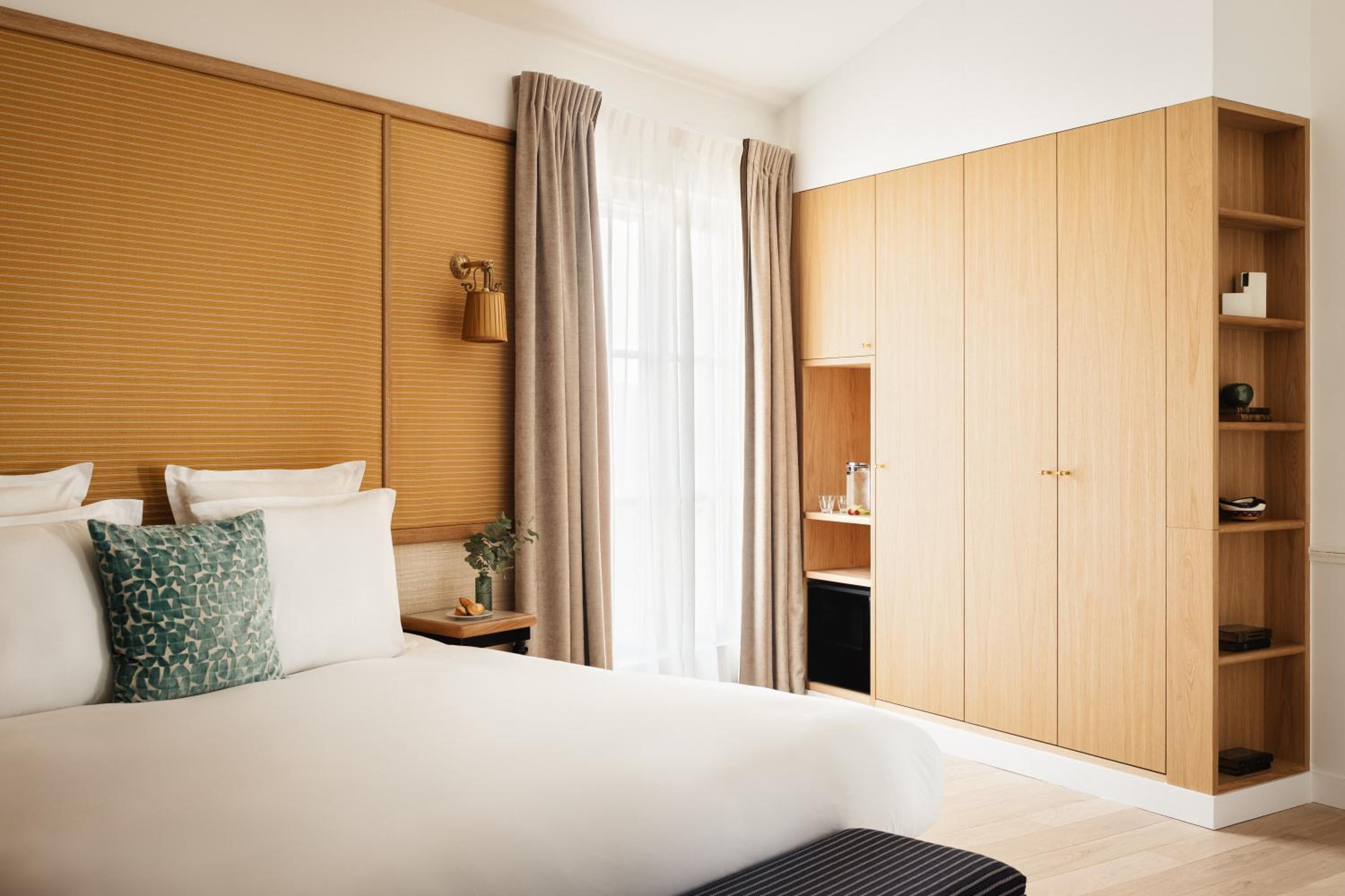 Hotel Observatoire Luxembourg bedroom photo