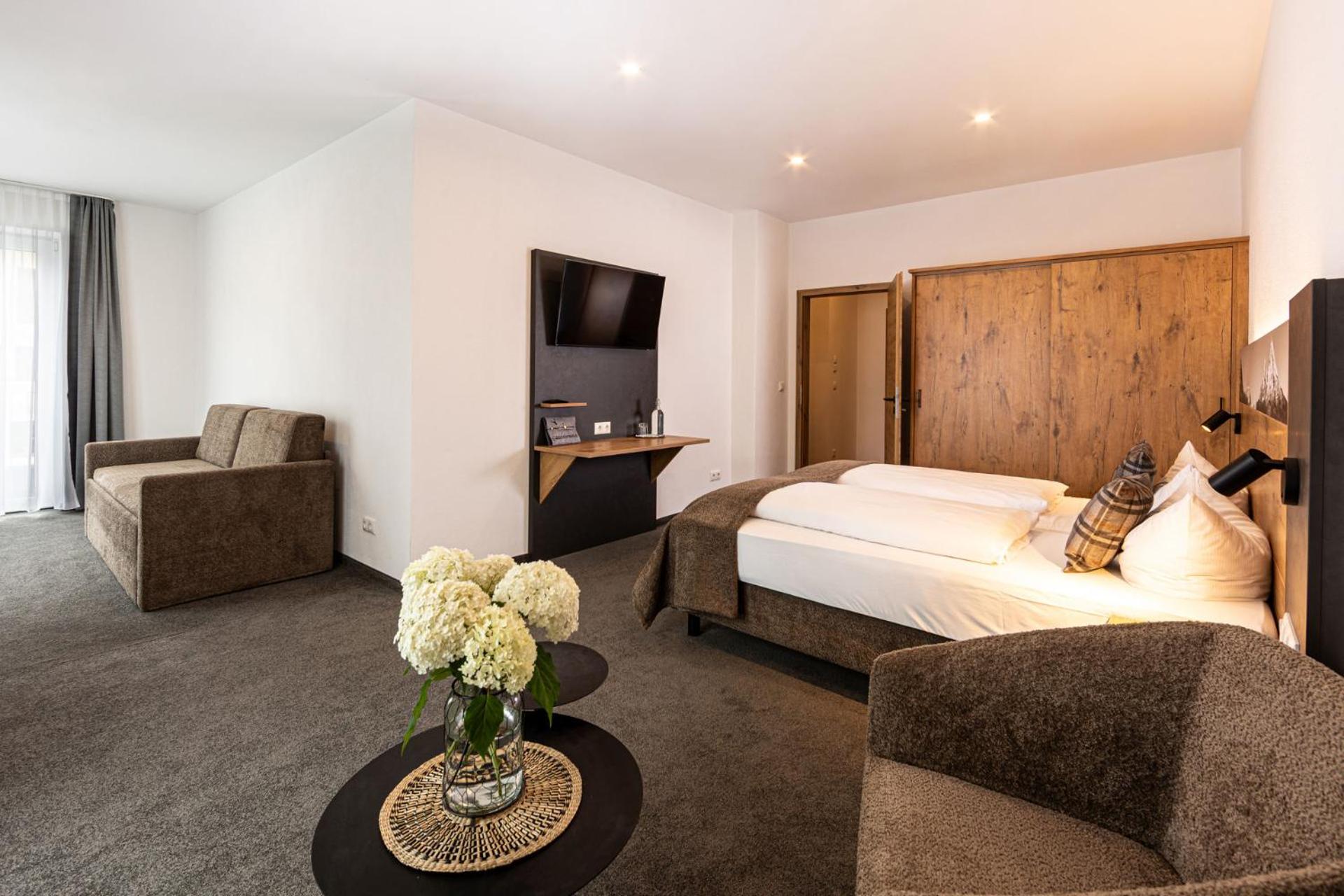Superior Apartment - Annex