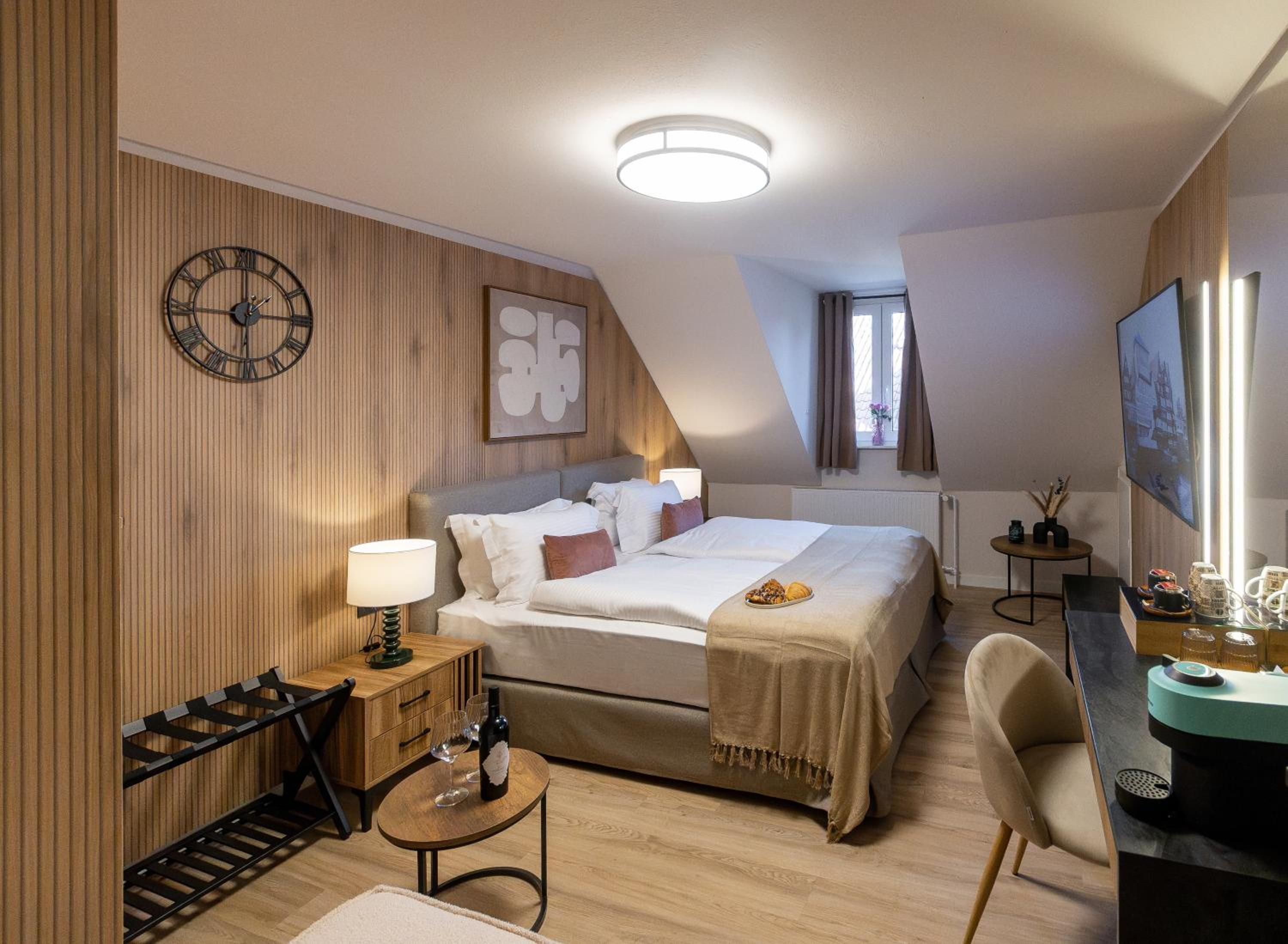 King Suite photo 2