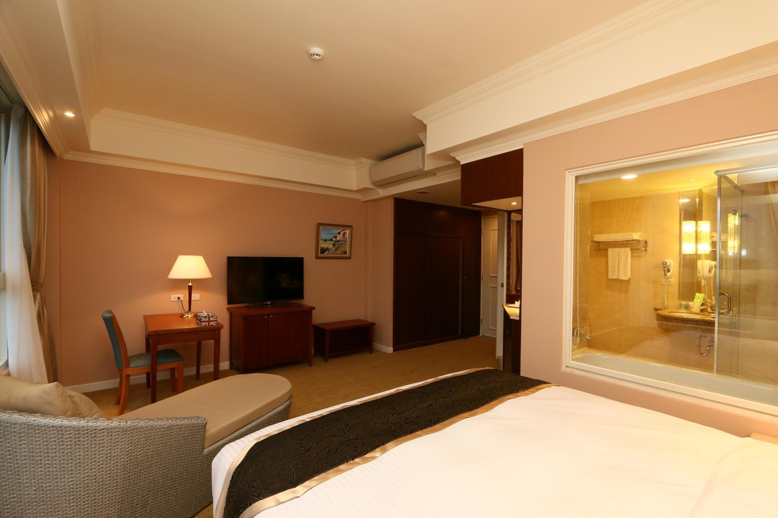 Deluxe Double Room photo 3