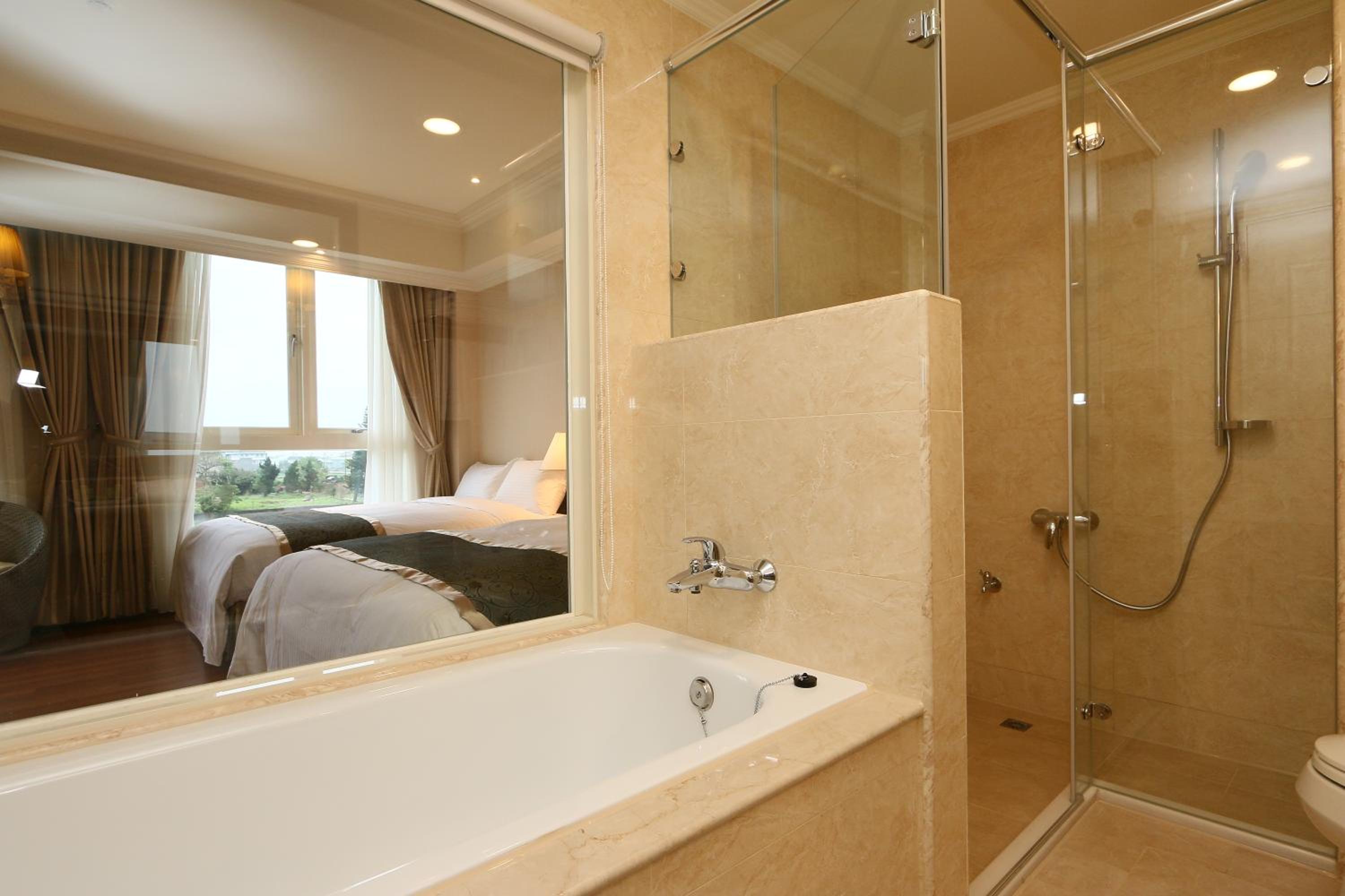 Superior Twin Room photo 3