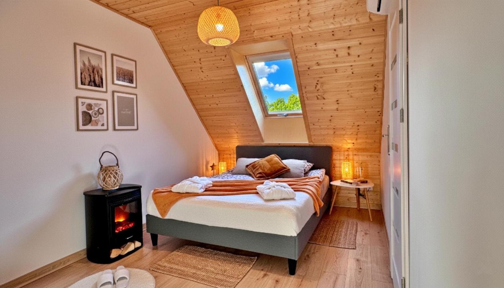 Two-Bedroom Chalet photo 2