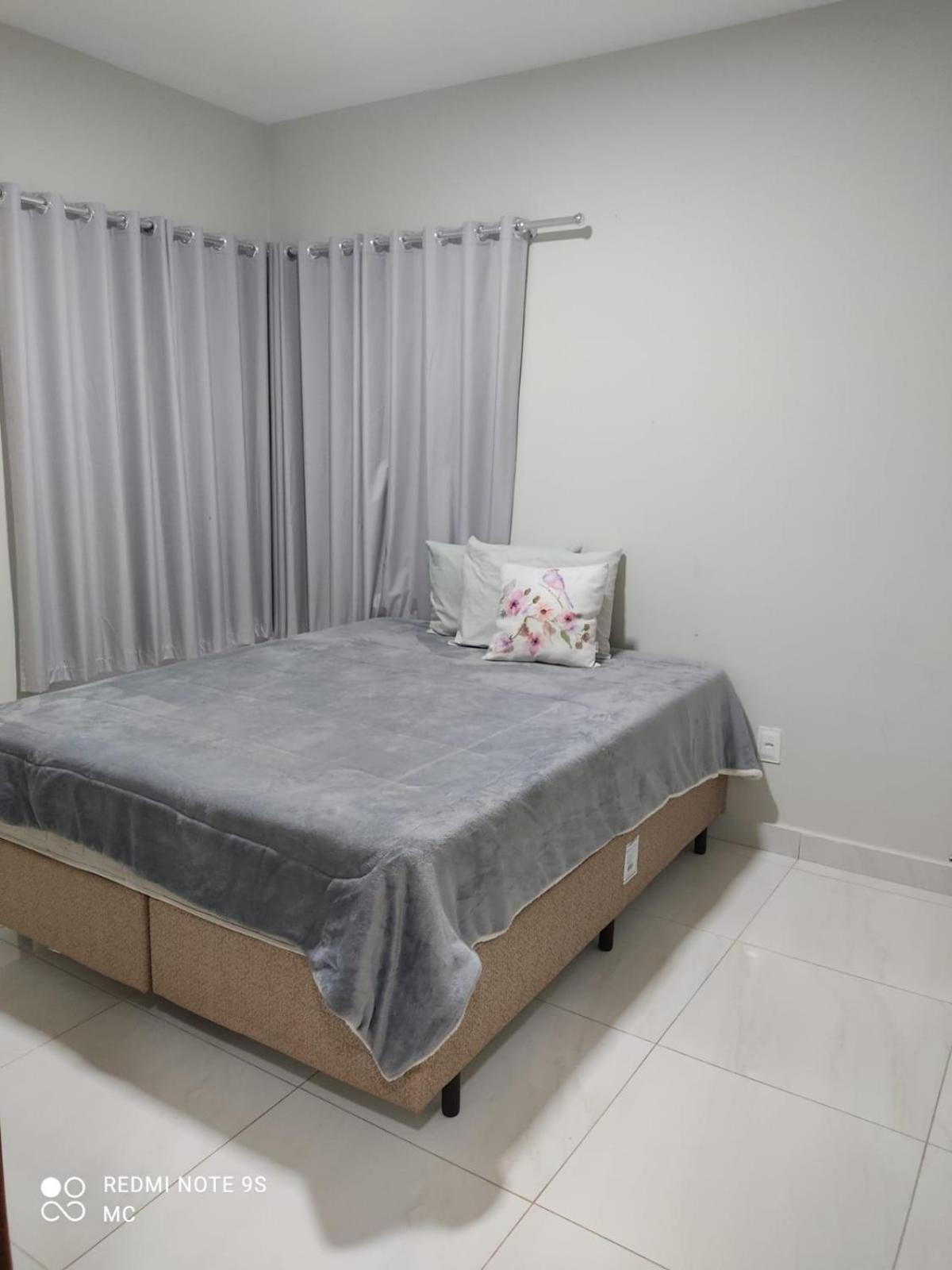 Three-Bedroom Deluxe Apartment photo 2