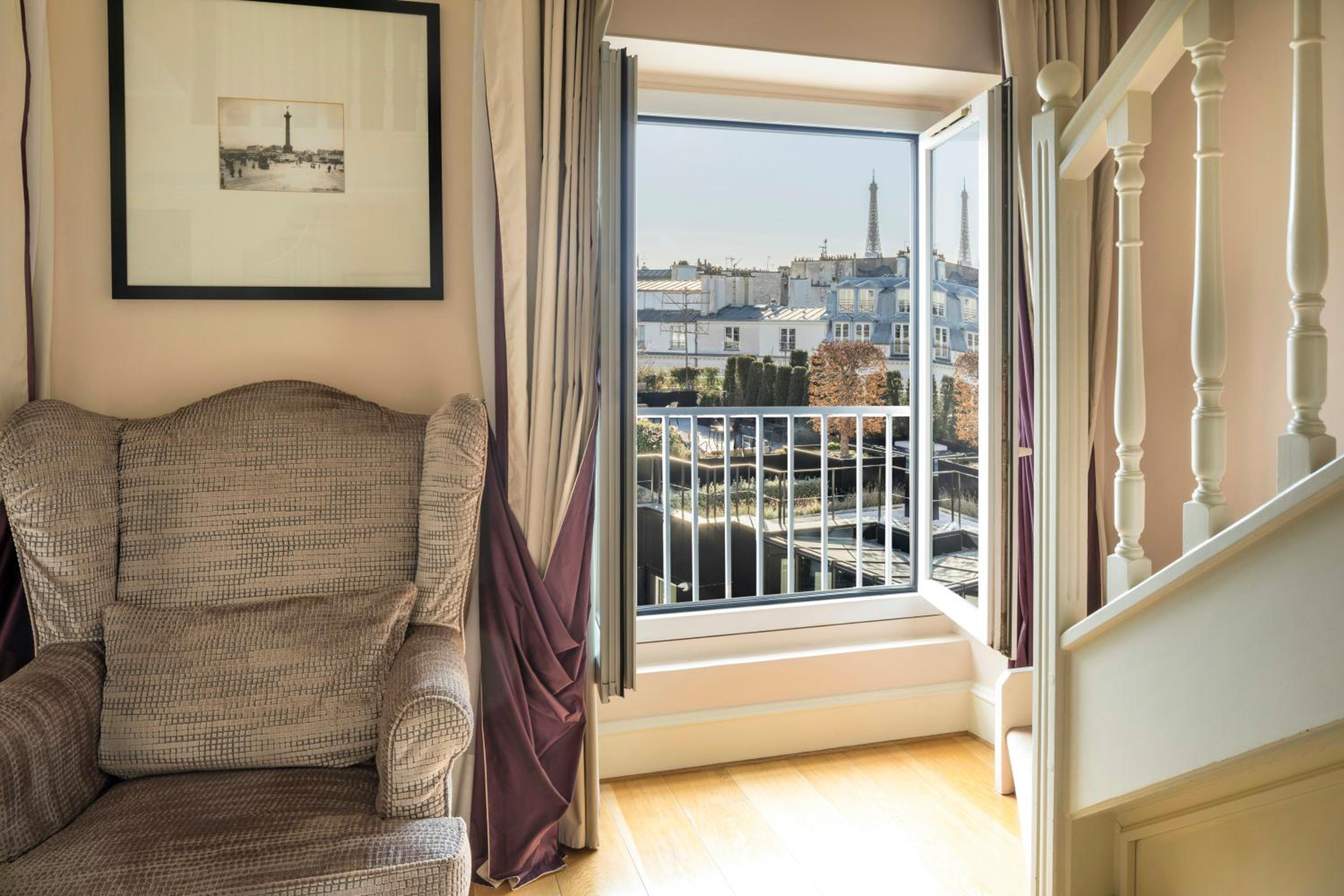 Suite Duplex Eiffel Tower photo 3