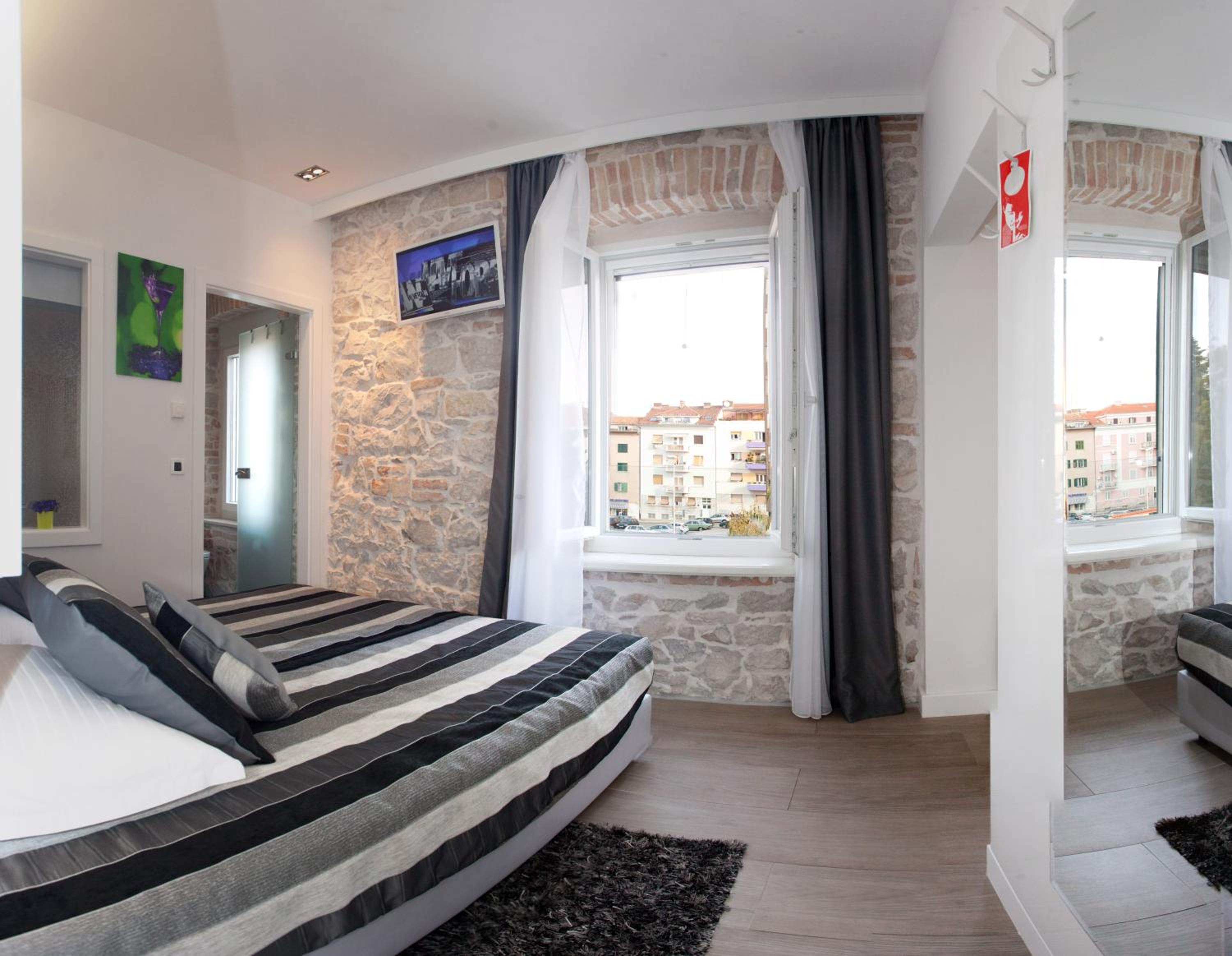 Deluxe Double or Twin Room with City View - Annex