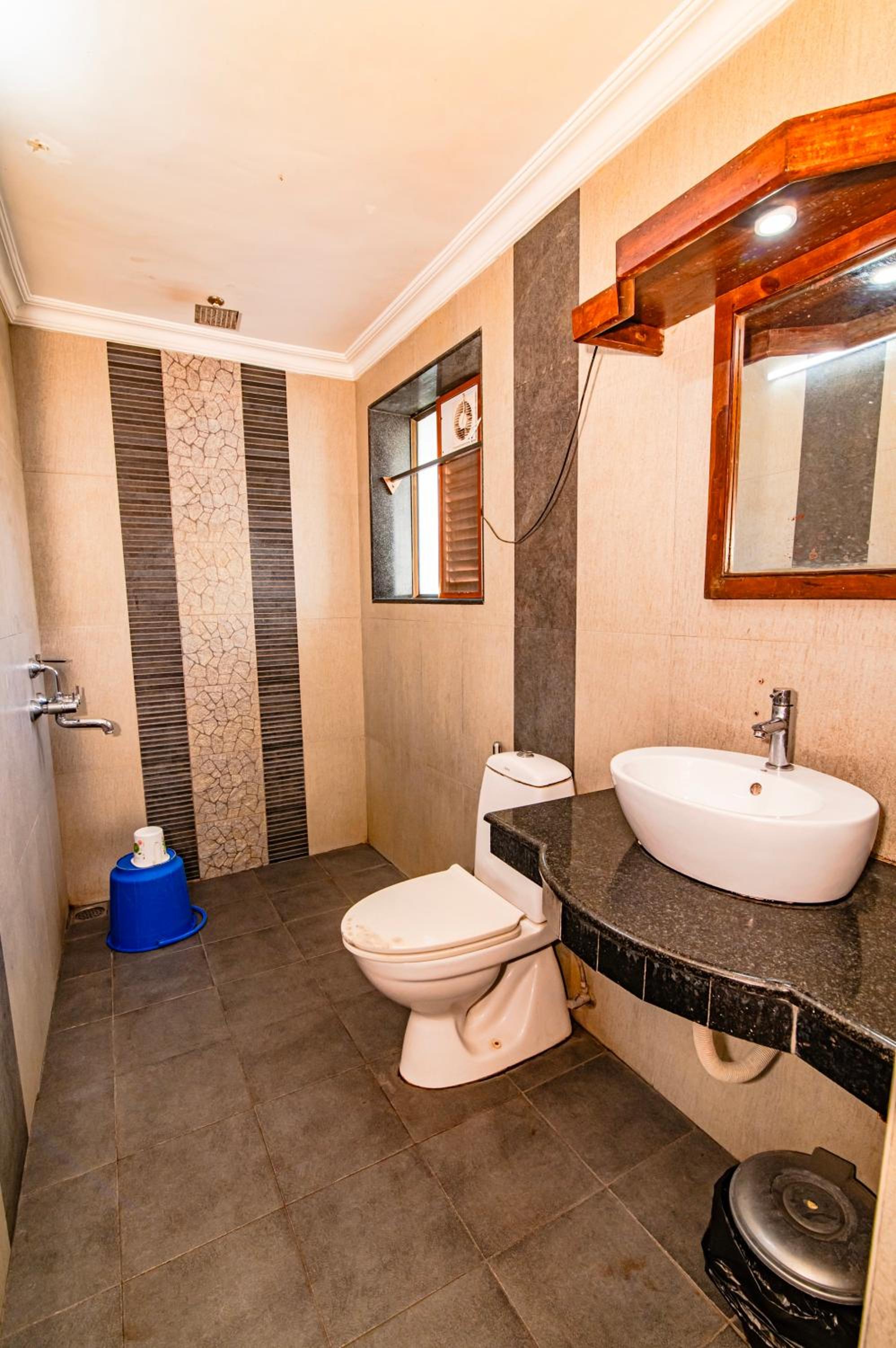 Deluxe Double Room - Photo 7