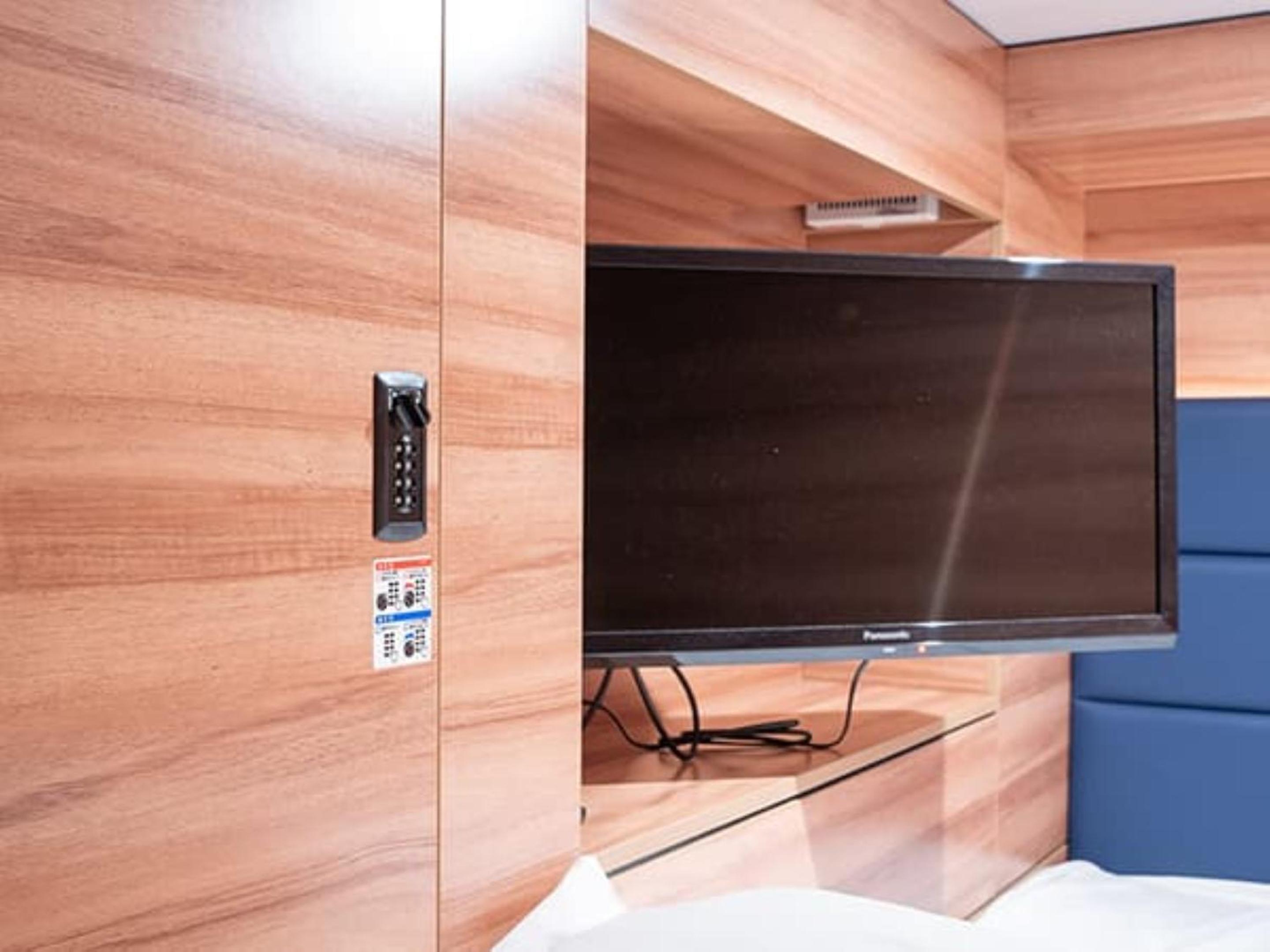 Single Bed in Female Dormitory Room