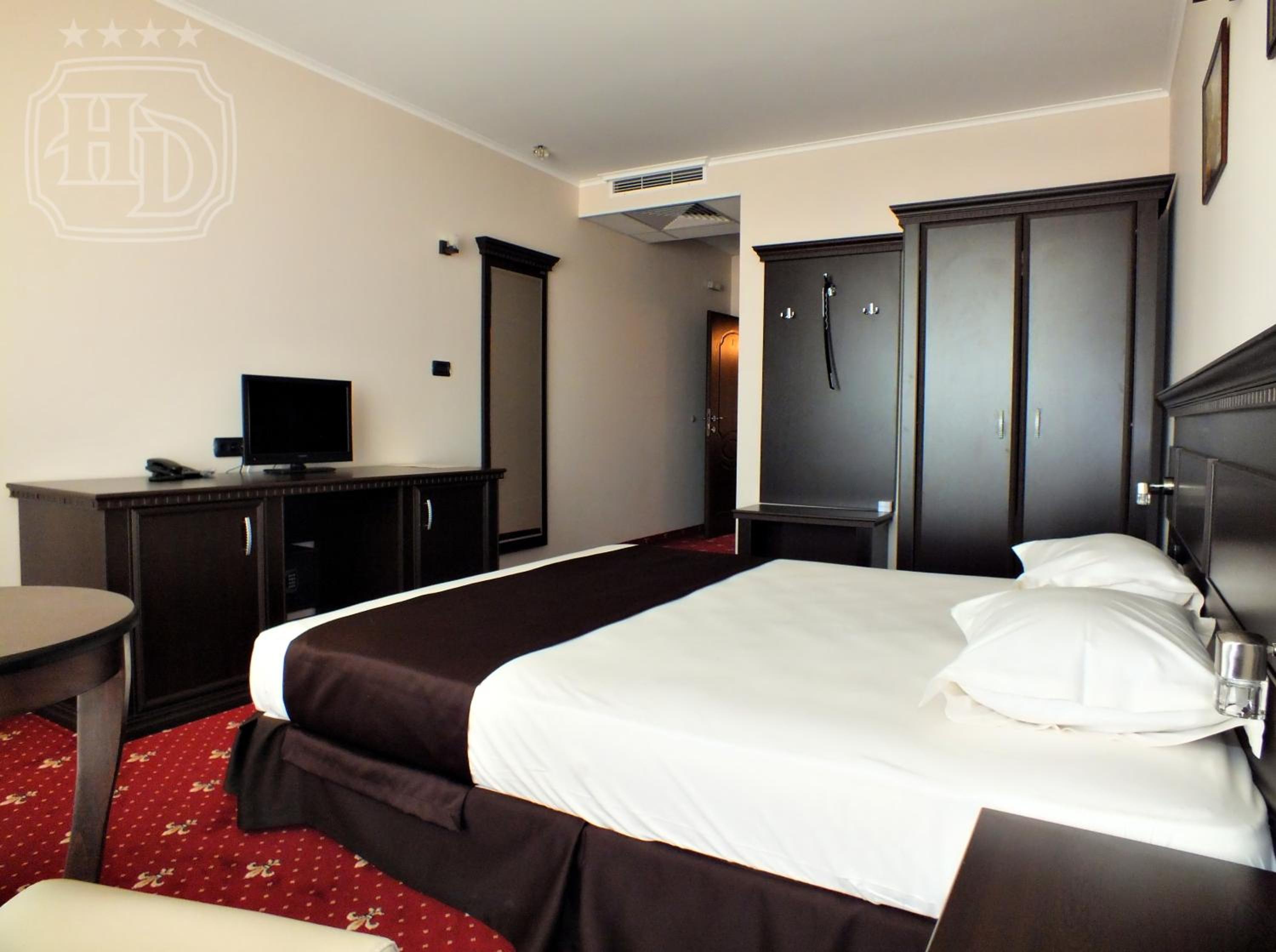 Standard Double Room - Photo 4