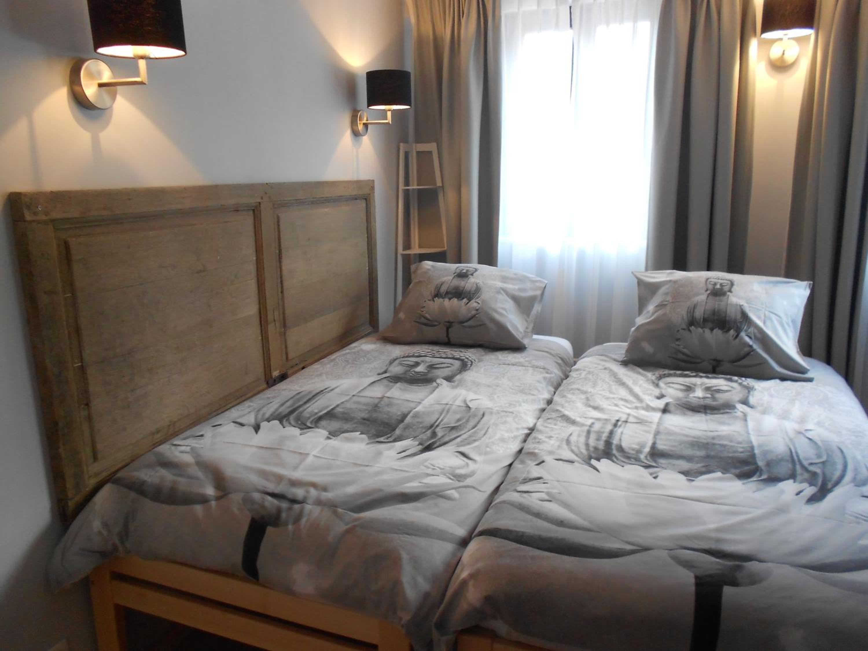 Small Twin Room photo 3