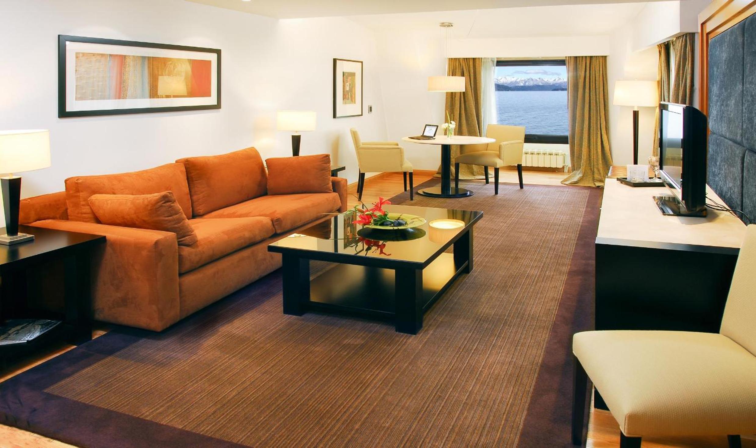 Suite with View thumbnail 5