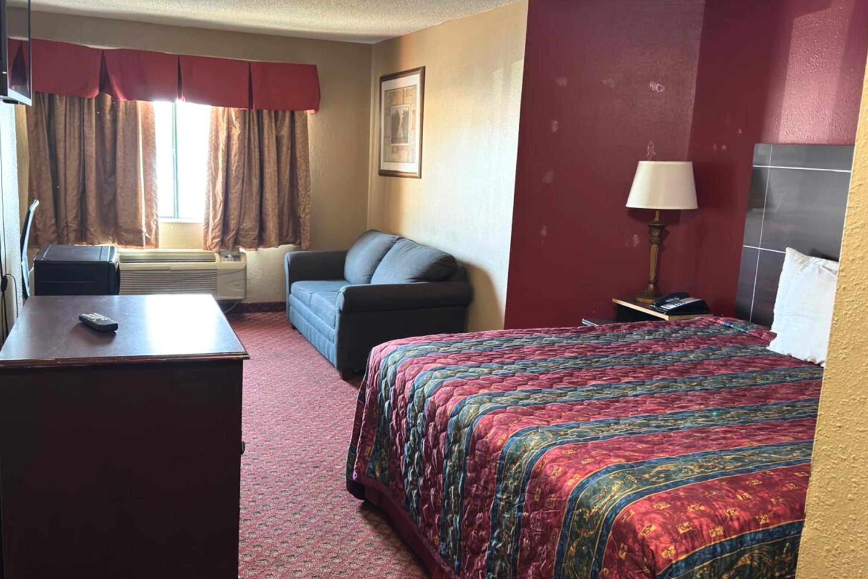 Deluxe Single Room
