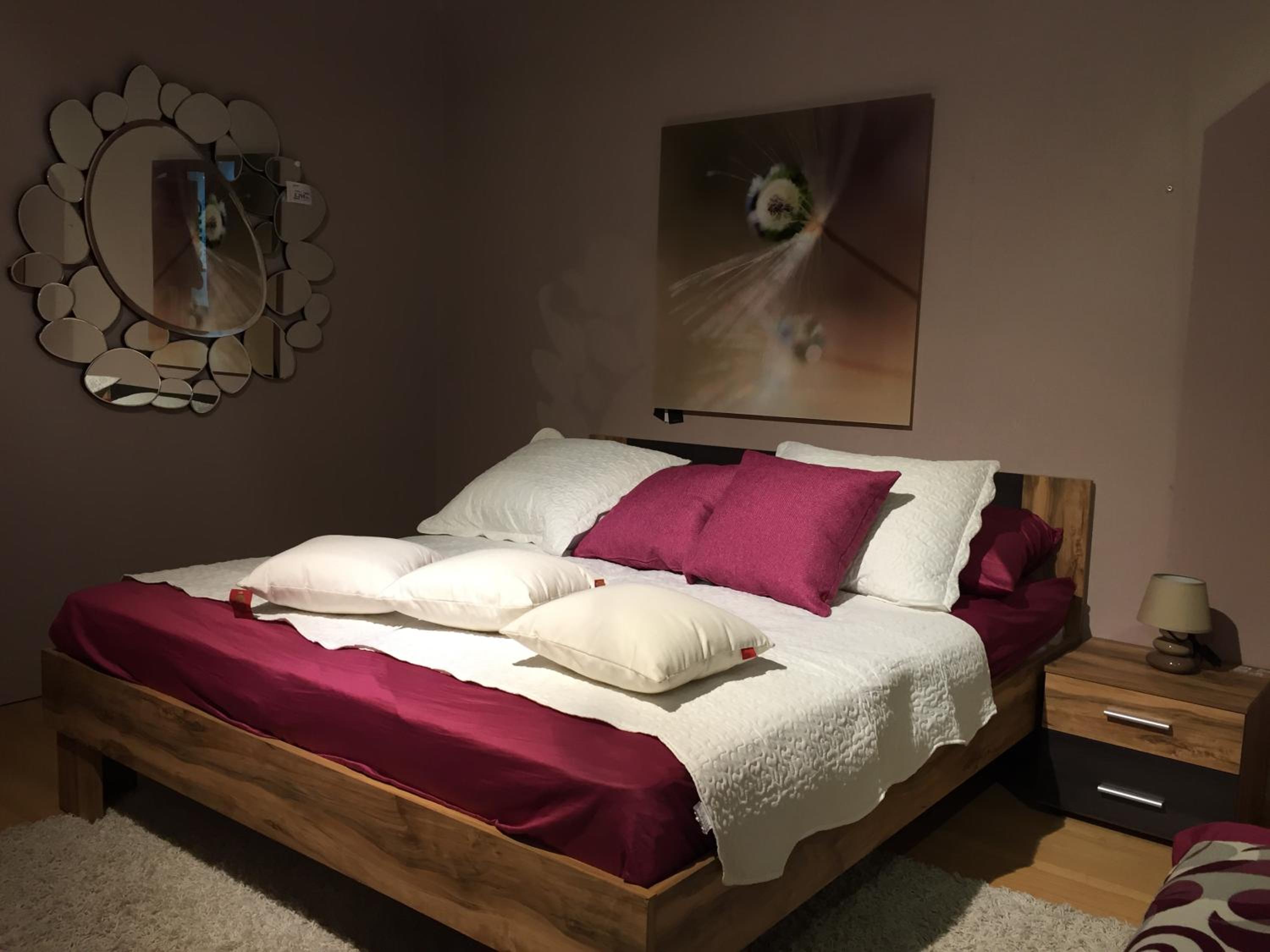 Basic Triple Room with Shared Bathroom