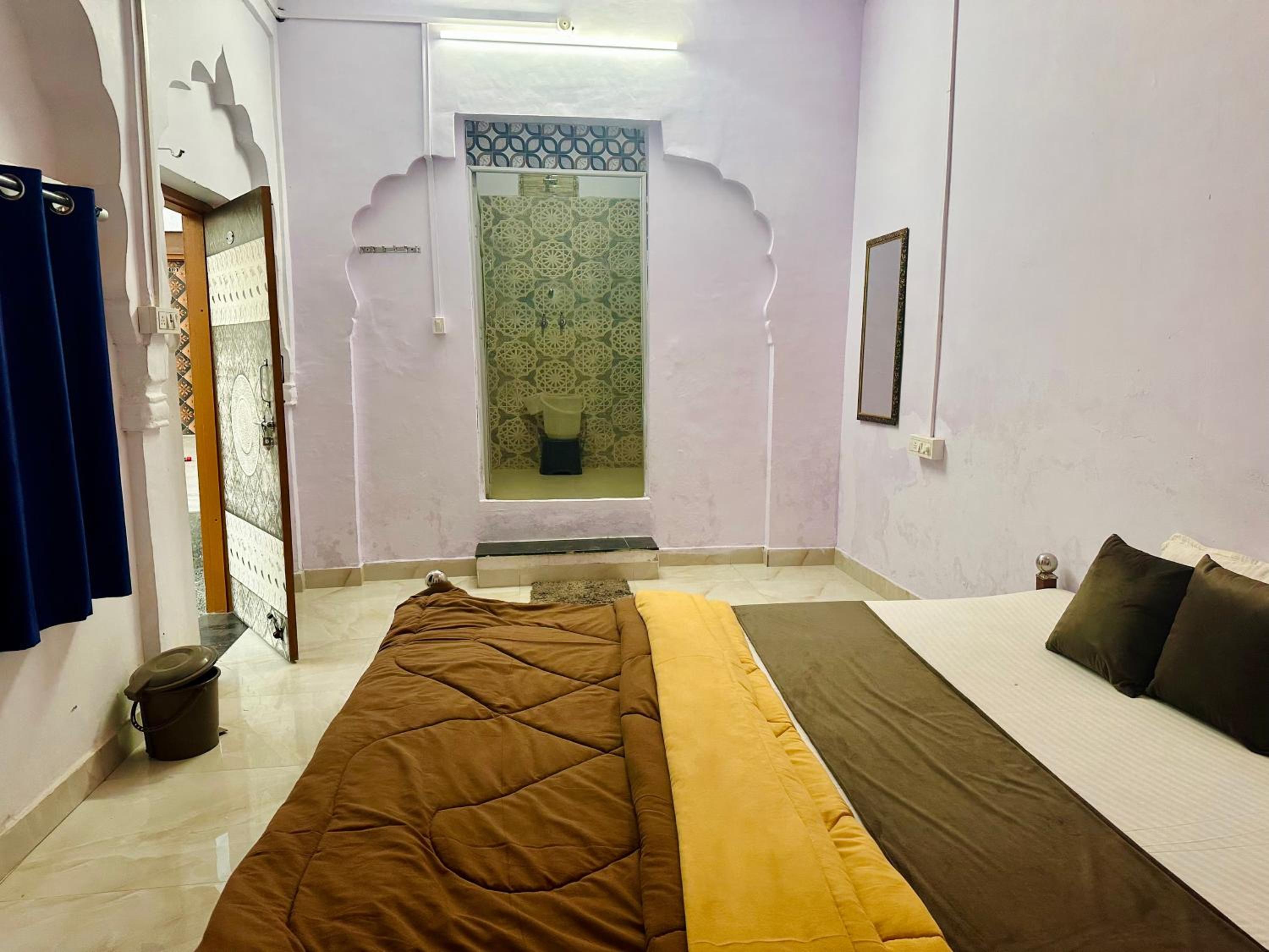 Standard Double Room - Photo 2