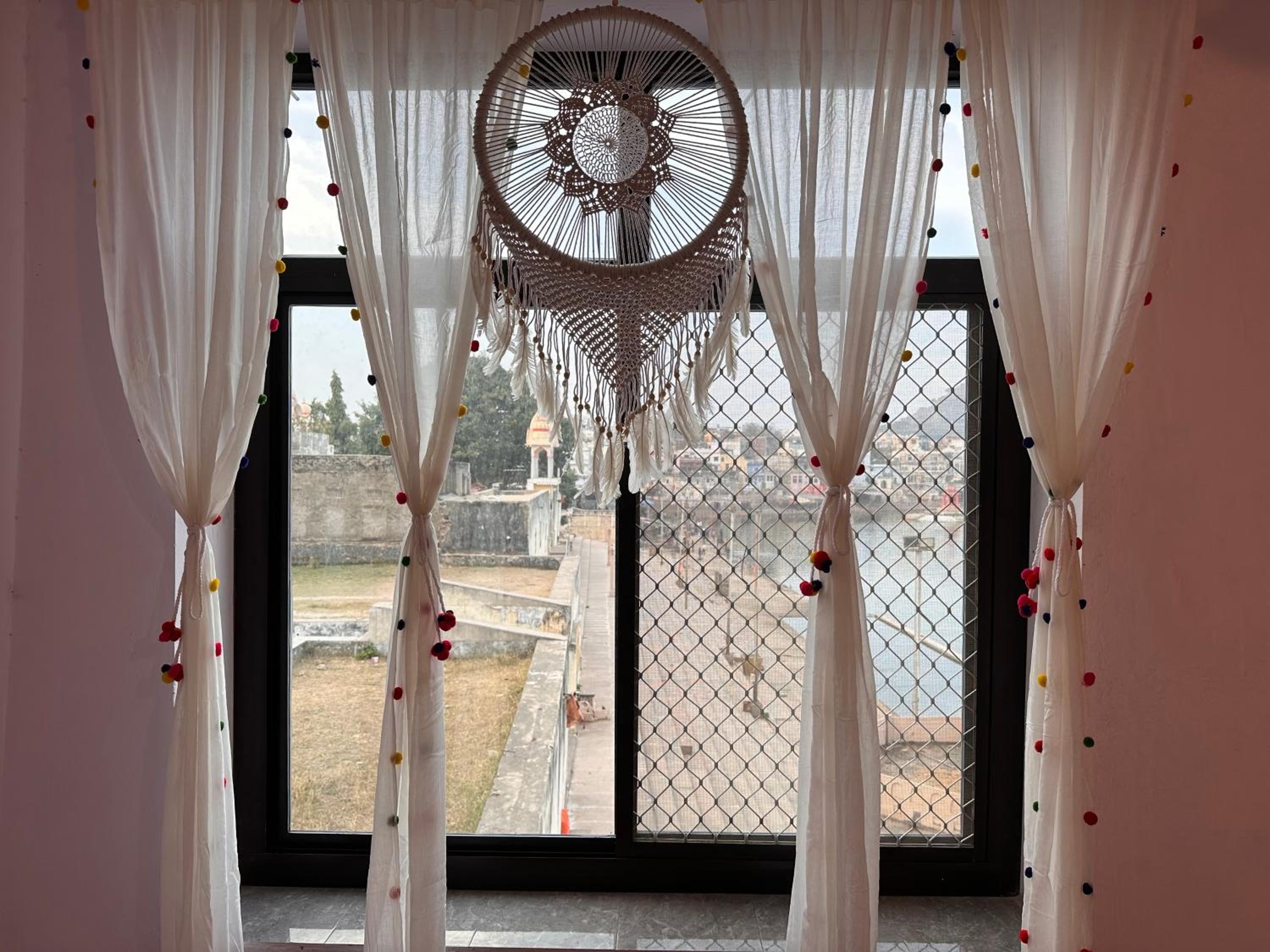 King Room with Lake View photo 2