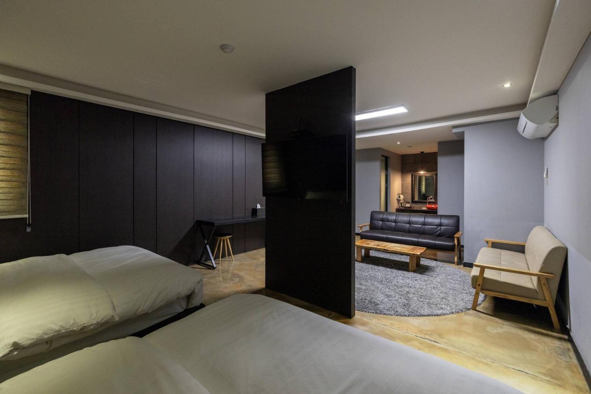 Twin Suite - Photo 4