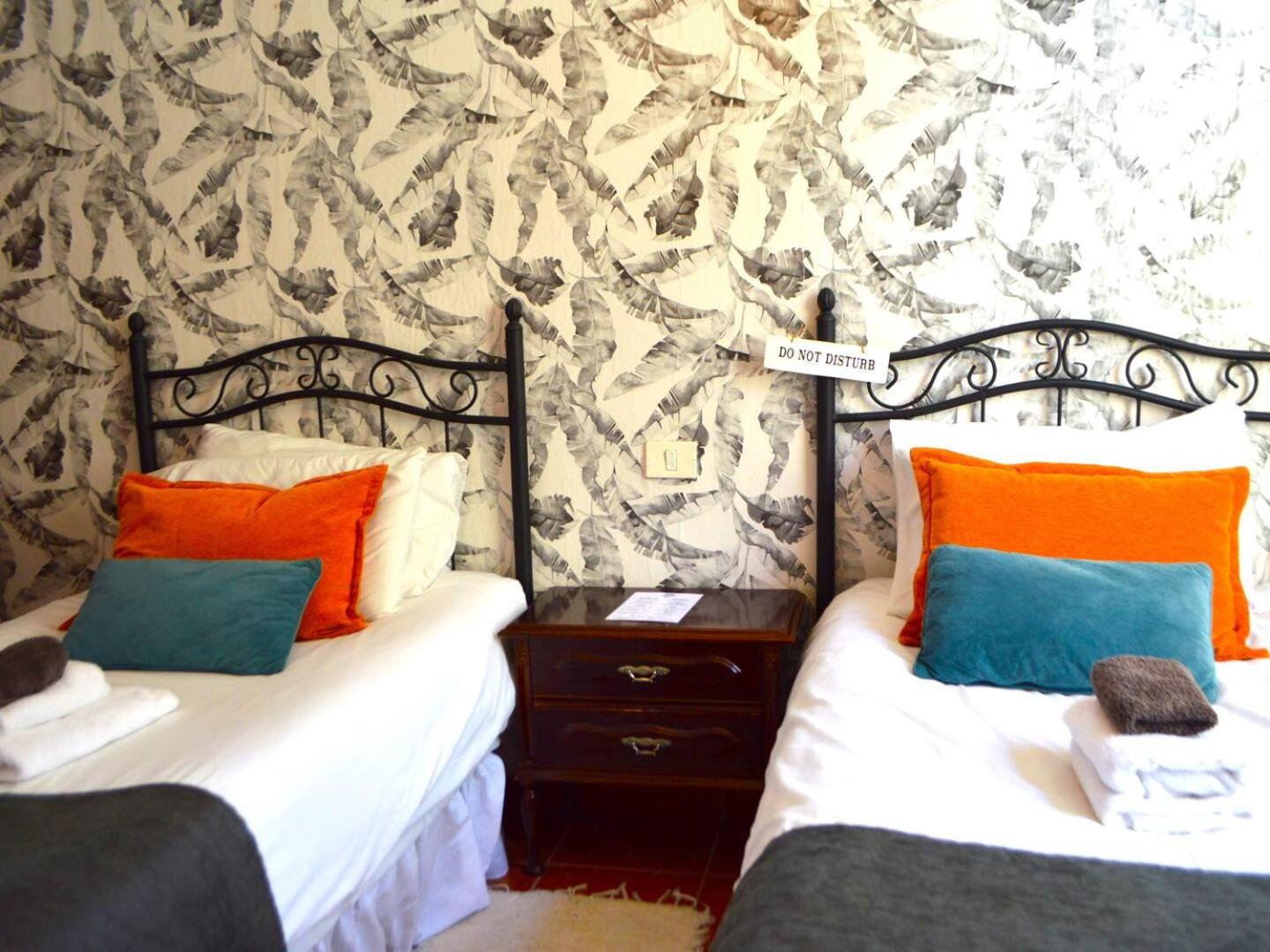 Twin Room with Private Bathroom