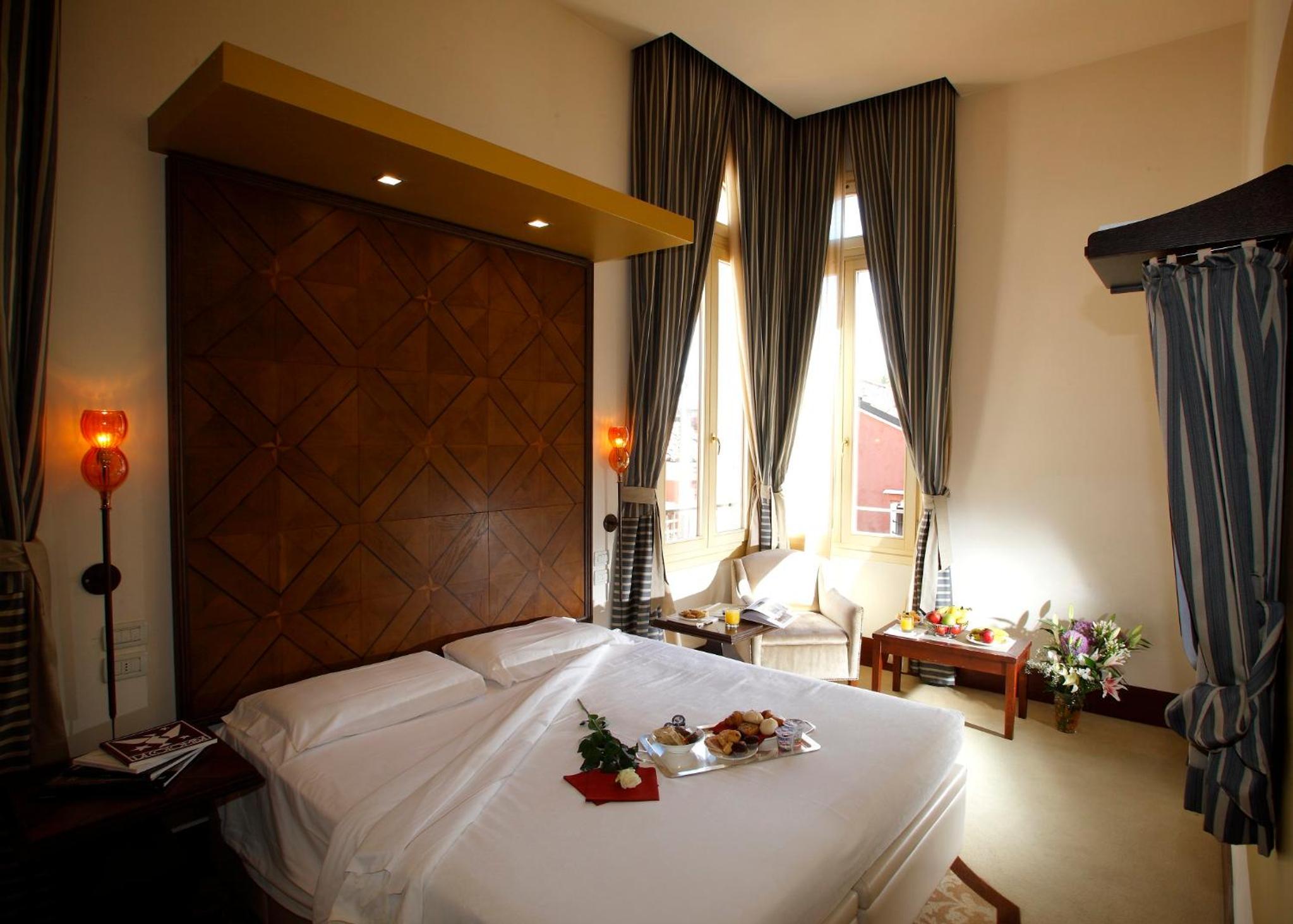 Deluxe Double Room photo 2