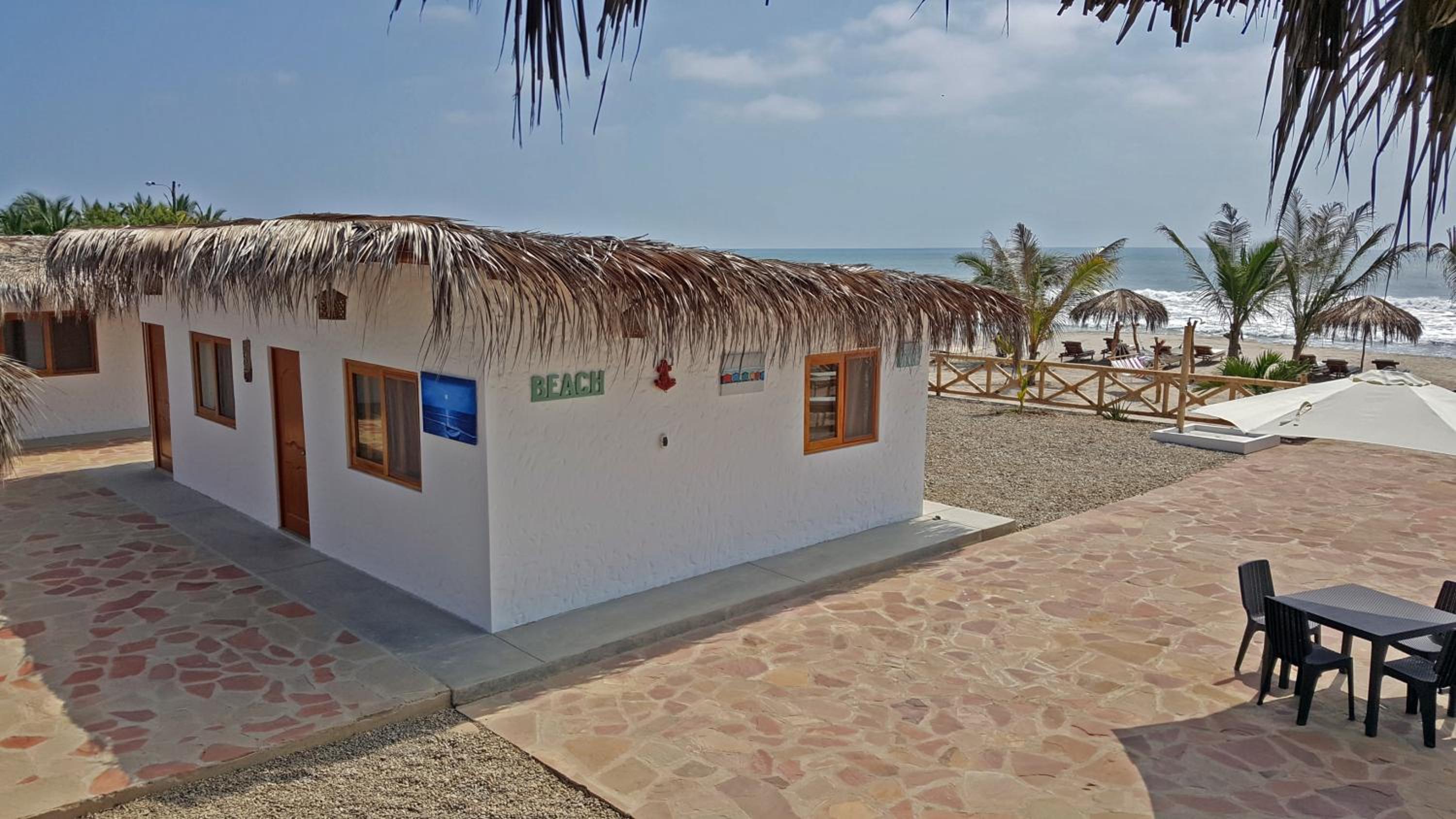 Bungalow with Air Conditioning and Sea View photo 3