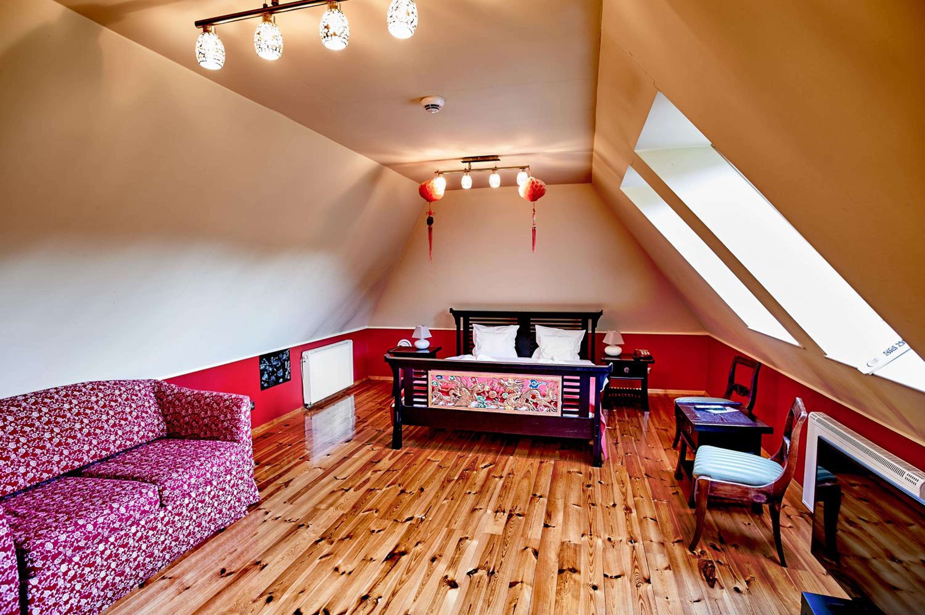 Deluxe Triple Room (Chinese Style) - Photo 1