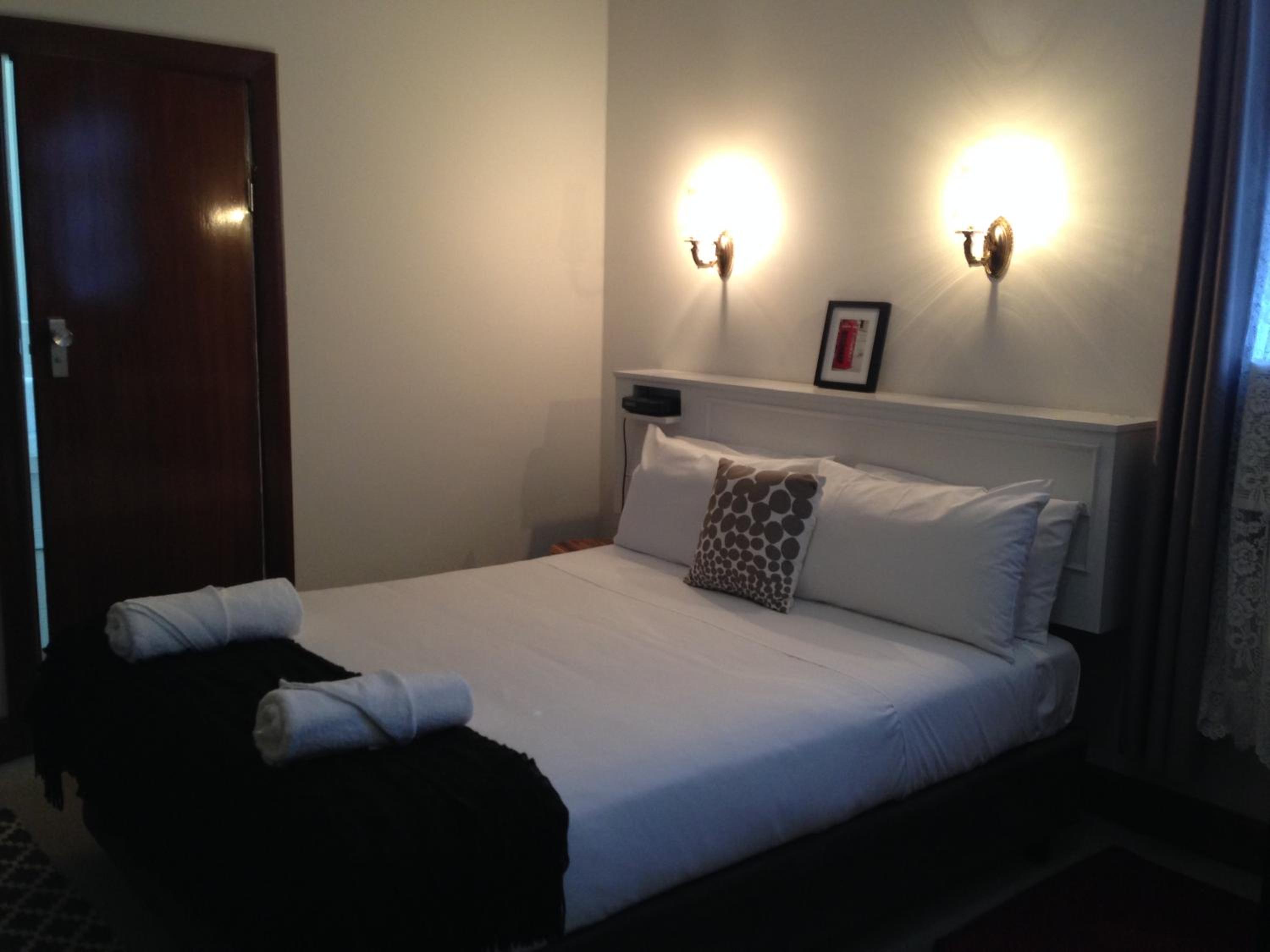Double Or Twin Room - Upstairs photo 2