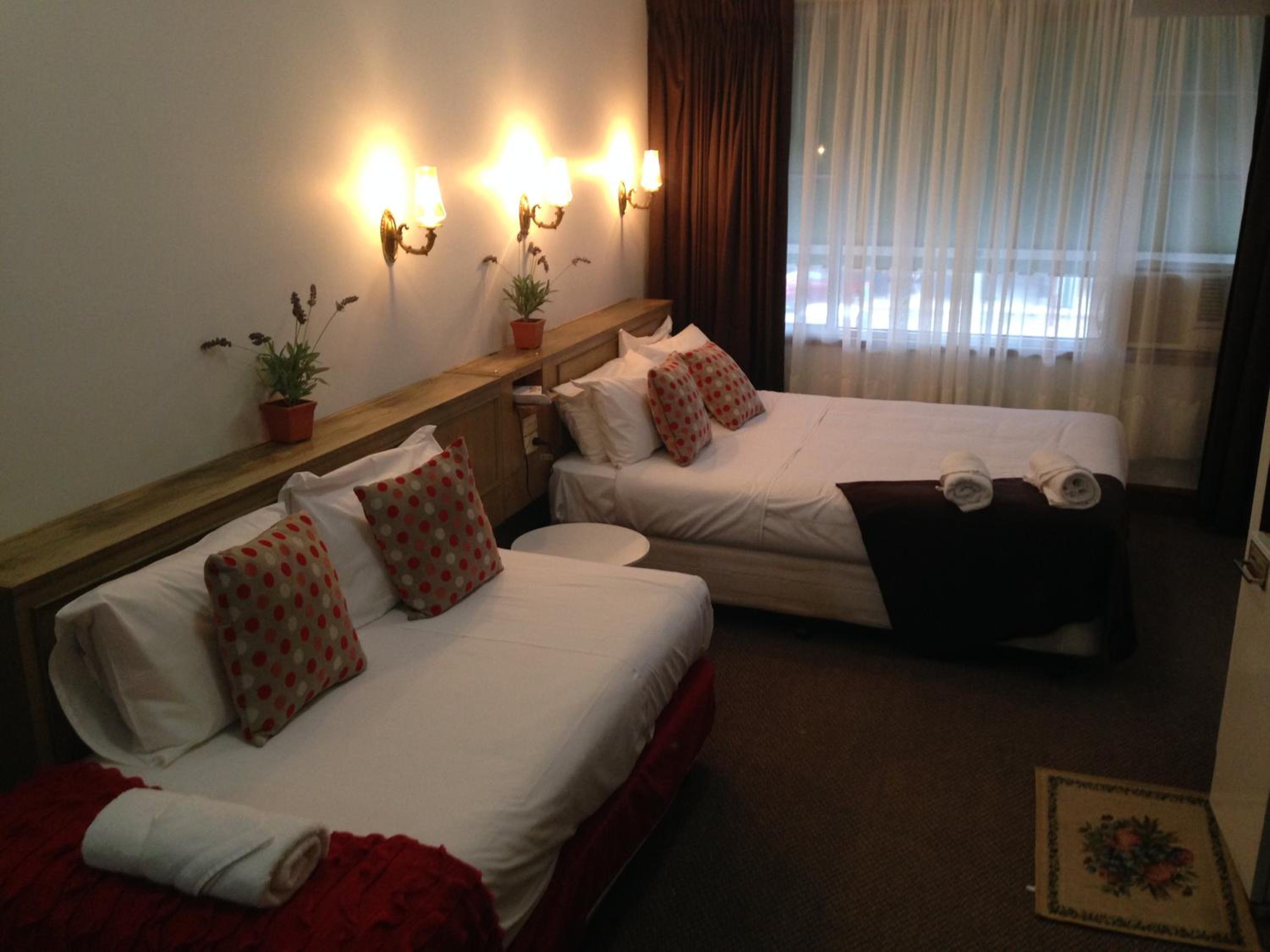 Standard Twin Room photo 2