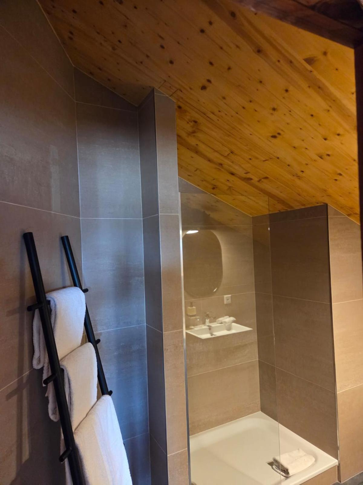 Suite photo 1