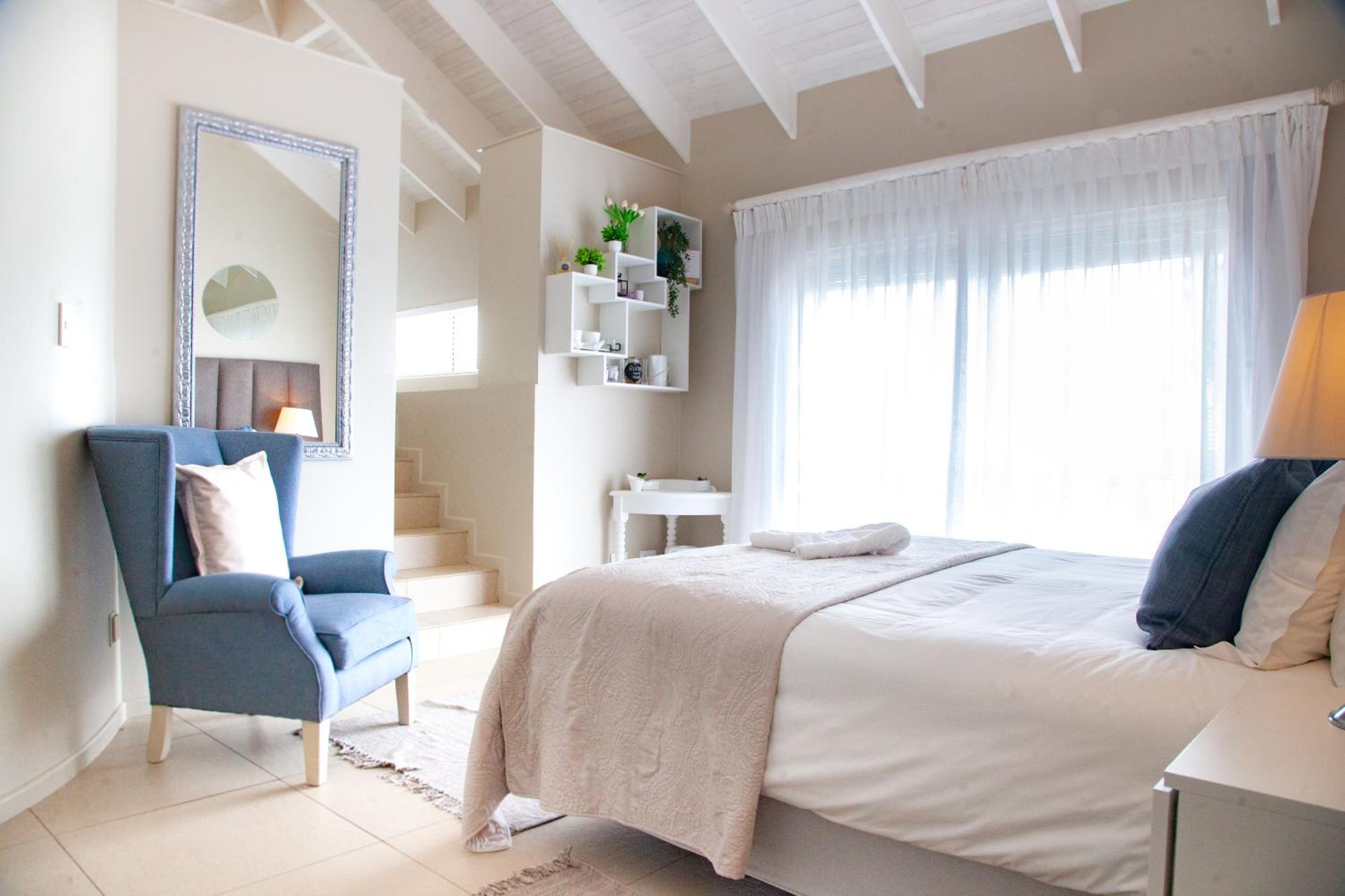Deluxe Family Suite photo 2